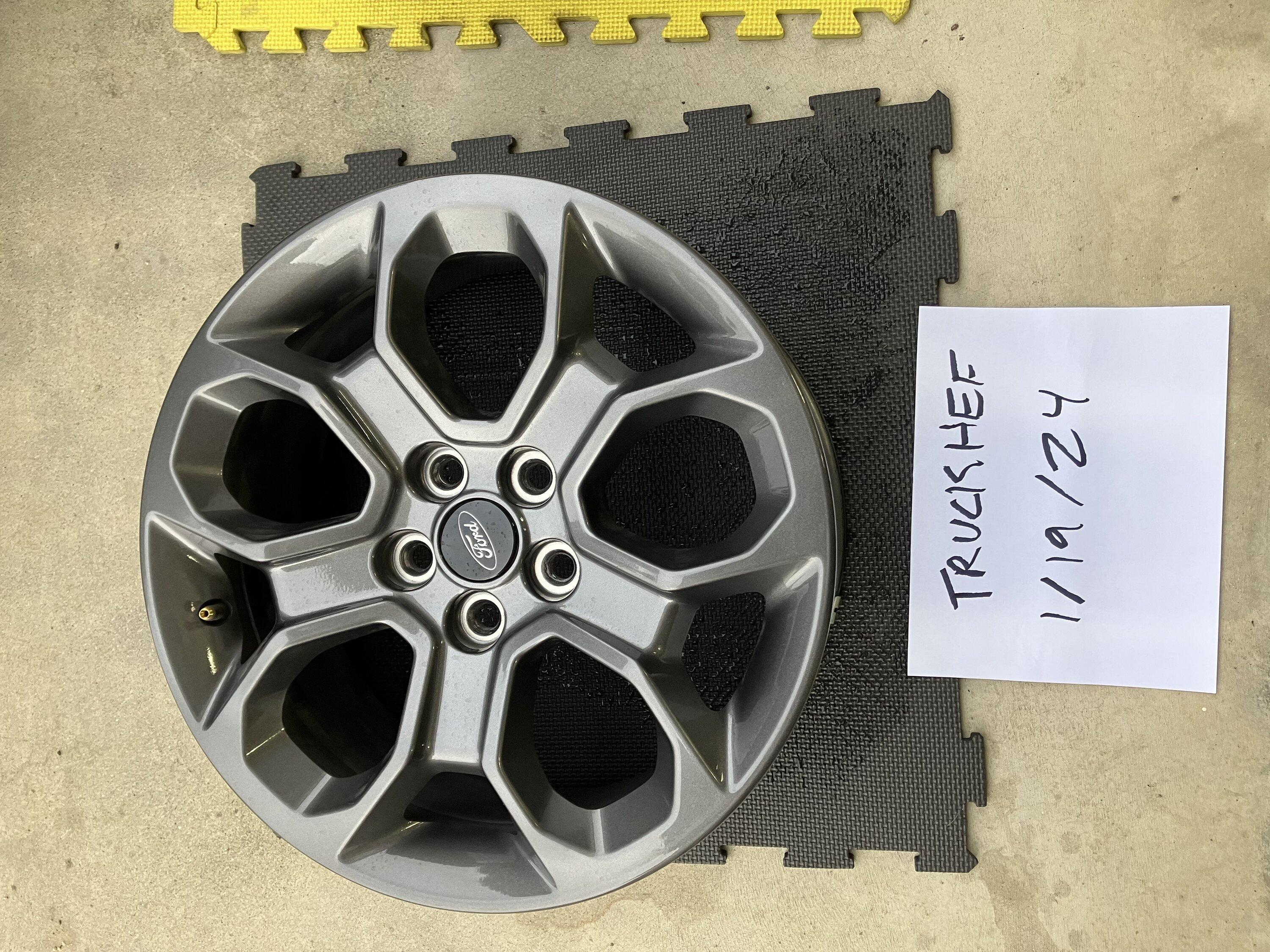 Ford Maverick Set of 4 XLT rims take offs FS $500 OBO FDA4DE28-858C-4725-88D1-BAB3833C520A