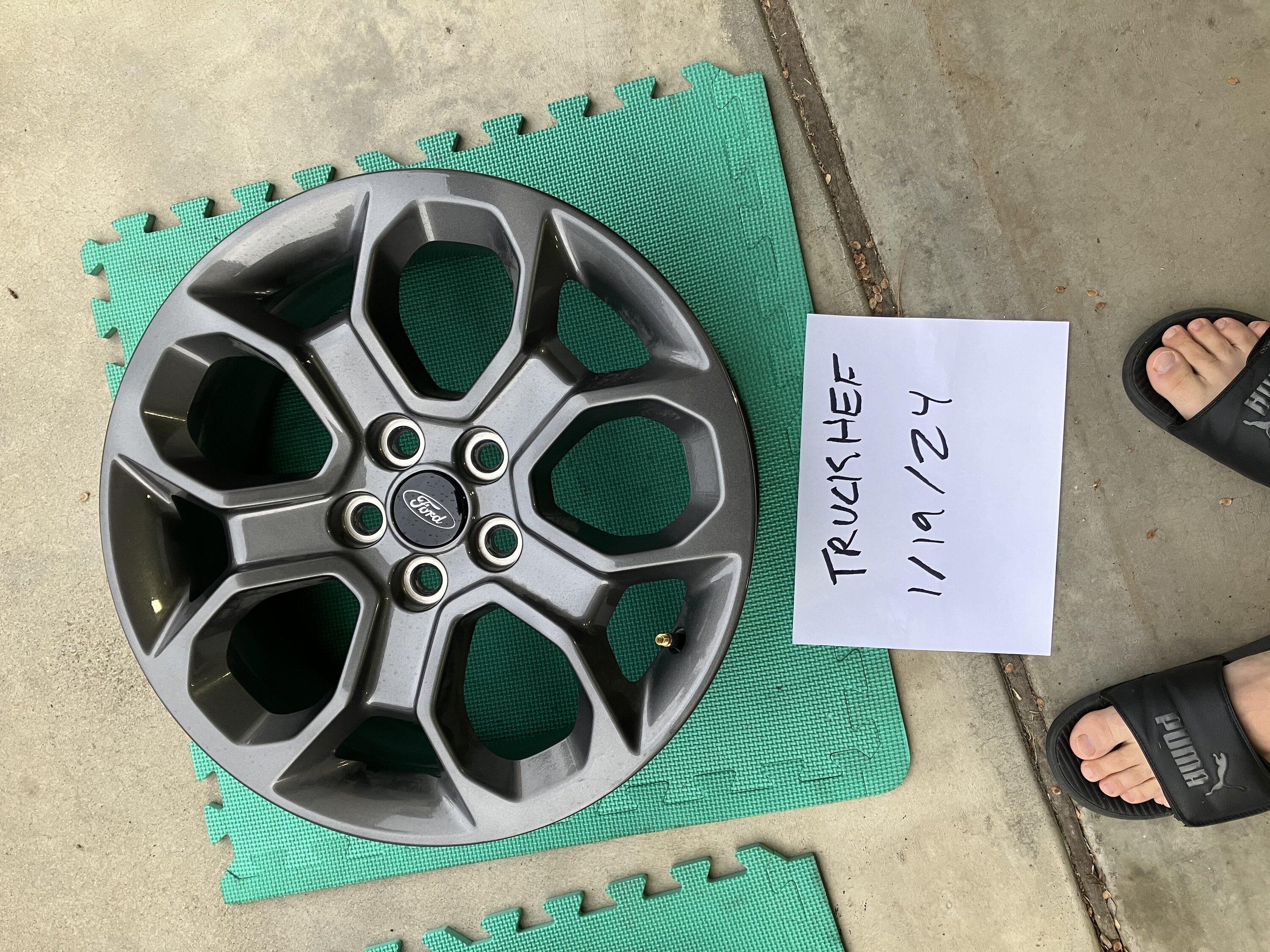 Ford Maverick Set of 4 XLT rims take offs FS $500 OBO BF4B5FE5-065C-49FF-8316-EE0FAF802C18