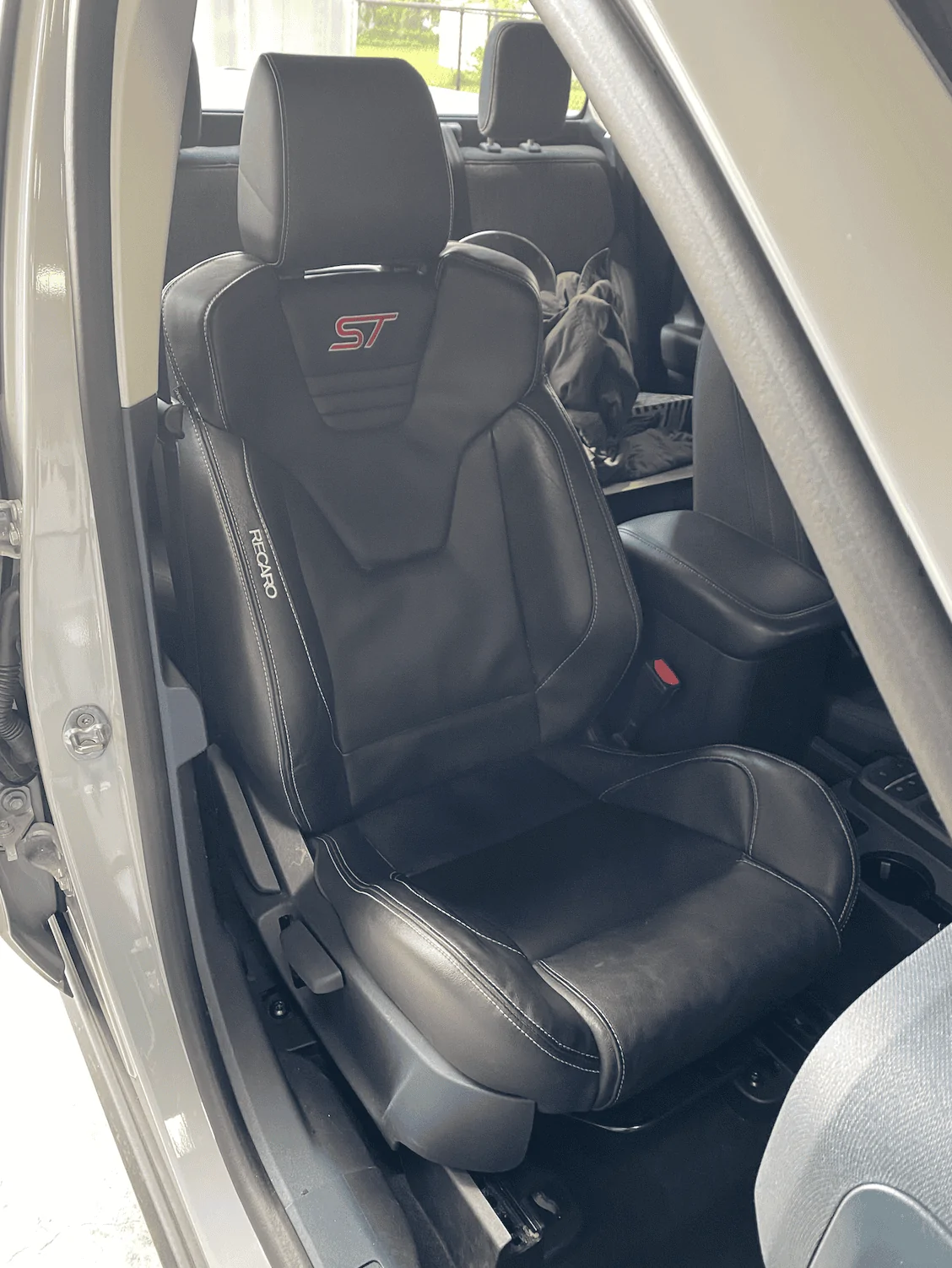Ford Maverick Focus ST Seats installed in my “ST” Maverick Screenshot 2024-01-20 at 8.12.09 AM