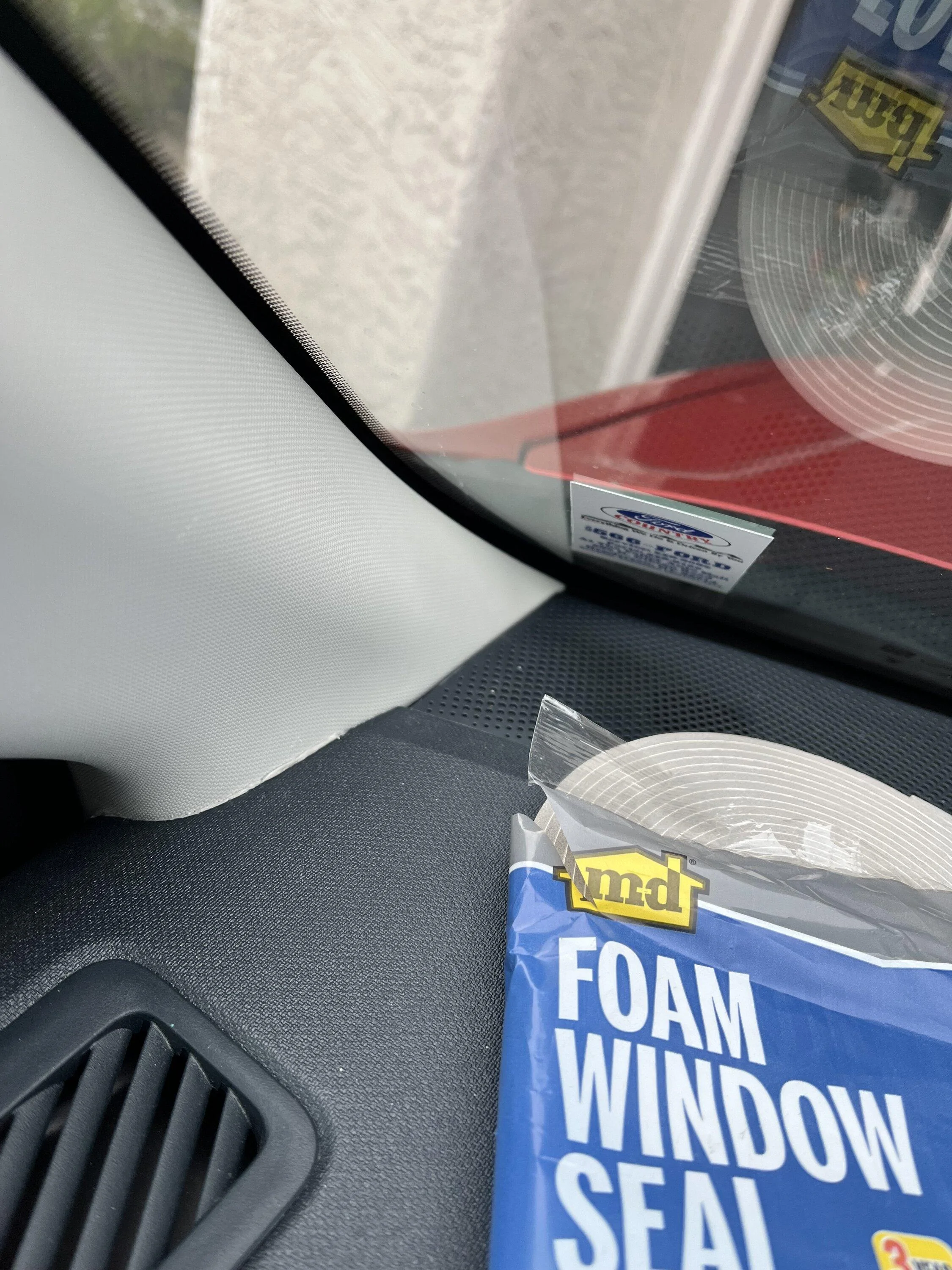 Ford Maverick Dash rattle fix using foam window seal IMG_1766