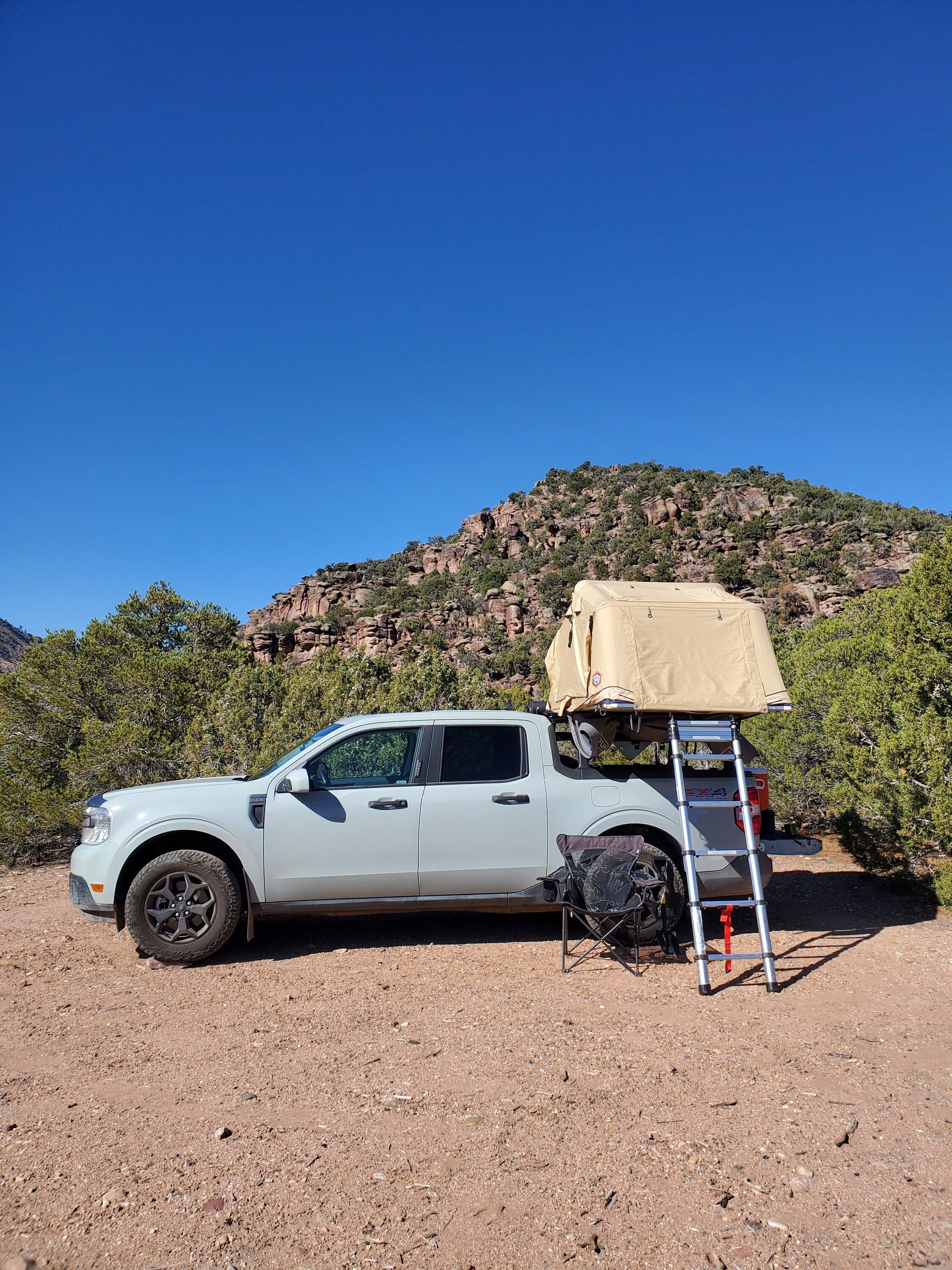 Ford Maverick Thule Xsporter Pro Mid with side bars installed 20231022_120541