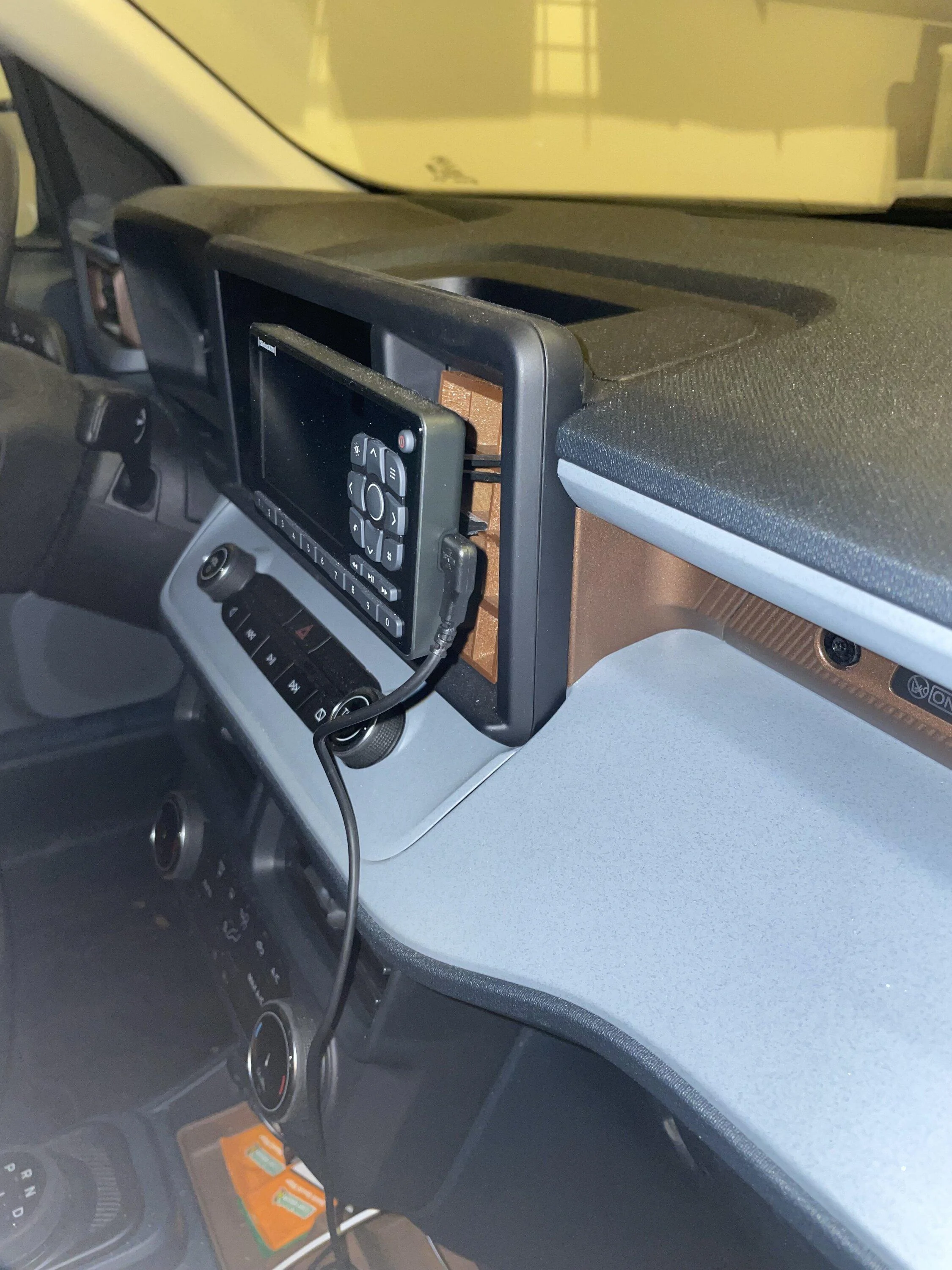 Ford Maverick Best way to put XM on my Maverick? IMG_2219