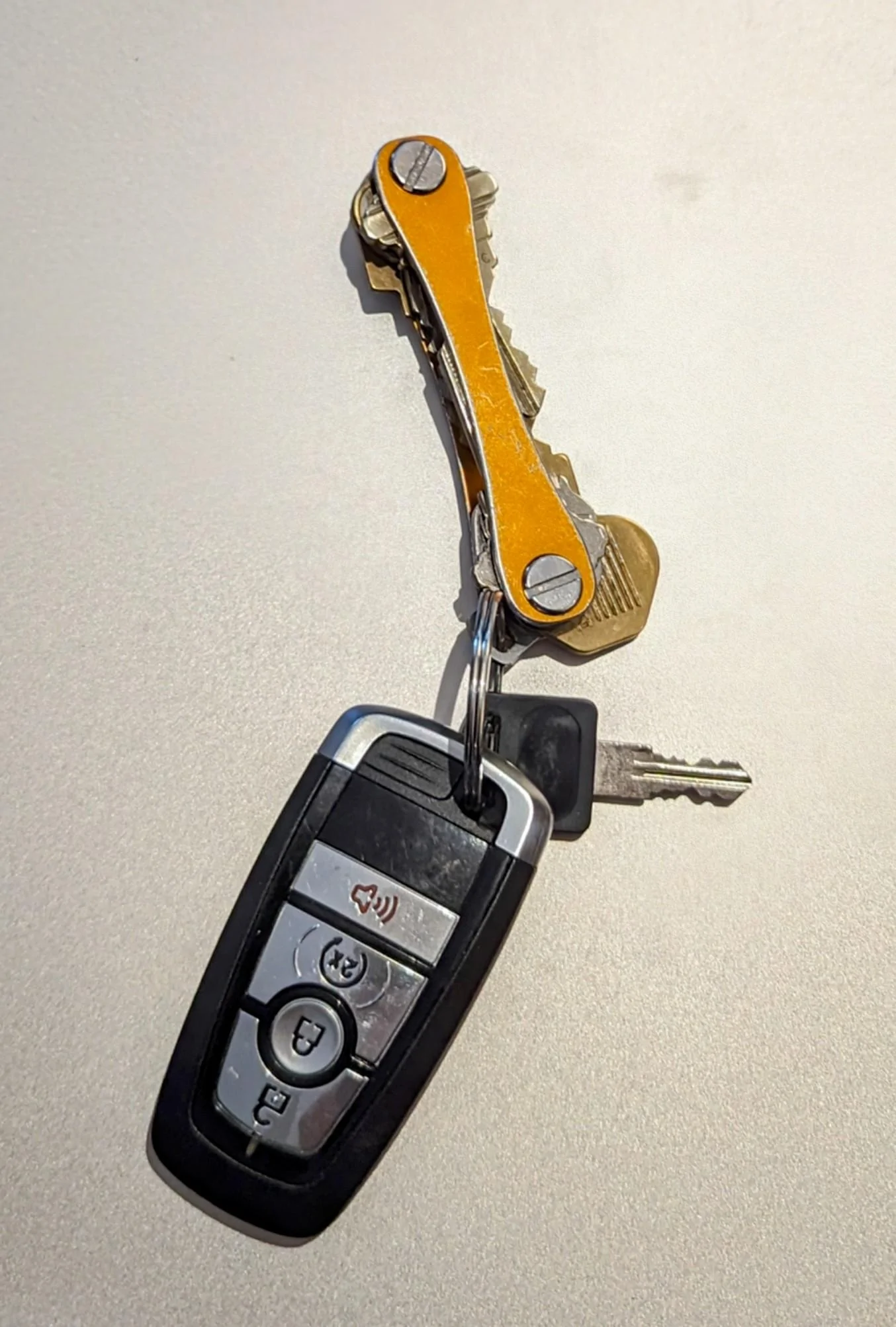 Ford Maverick What's on your Maverick keys / keychain? PXL_20240125_211309582~2