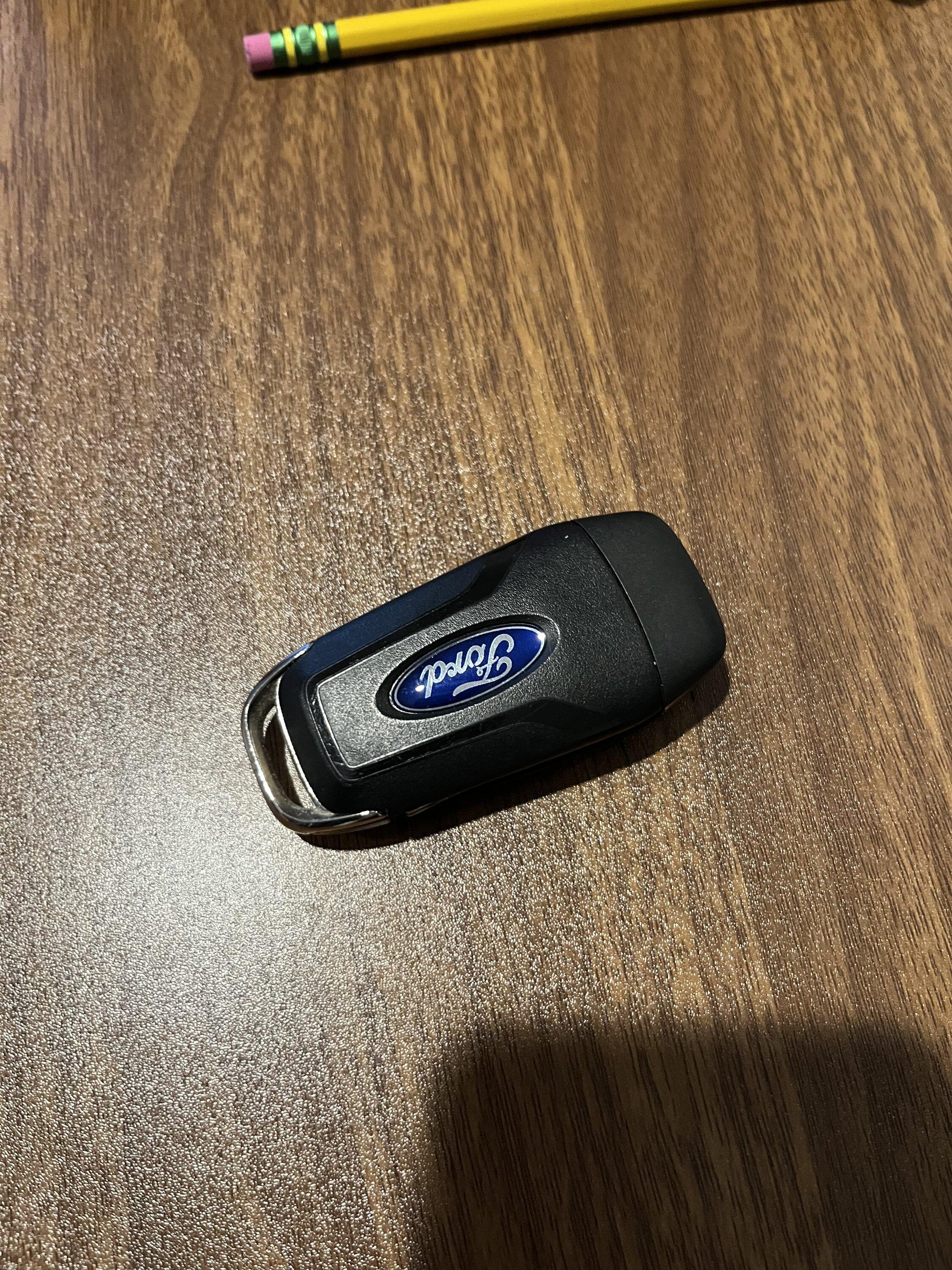 Ford Maverick What's on your Maverick keys / keychain? IMG_5602