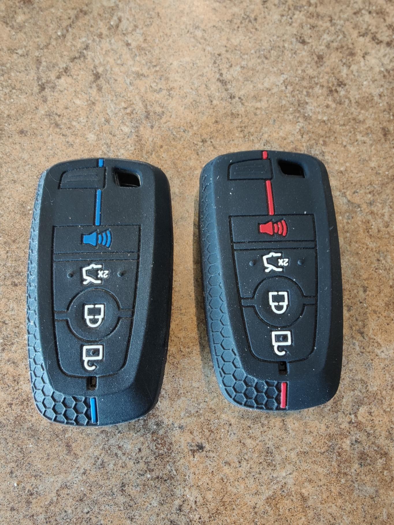 Ford Maverick What's on your Maverick keys / keychain? 1706304150181