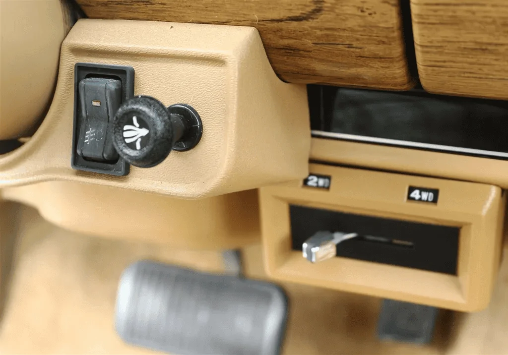 Ford Maverick What is this button for? 2024 Maverick Tremor XLT 1706384573498