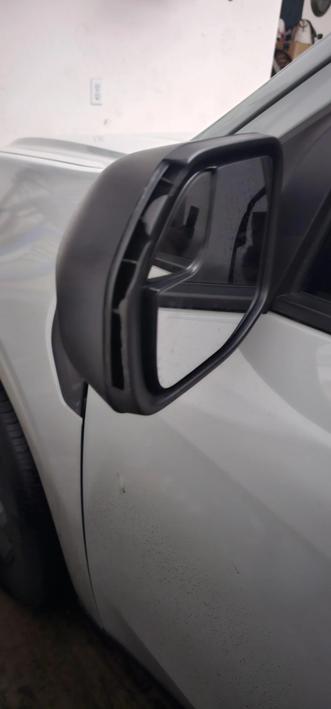 Ford Maverick Replaced my driver-side mirror -- part number # and before/after photos 20240126_194427