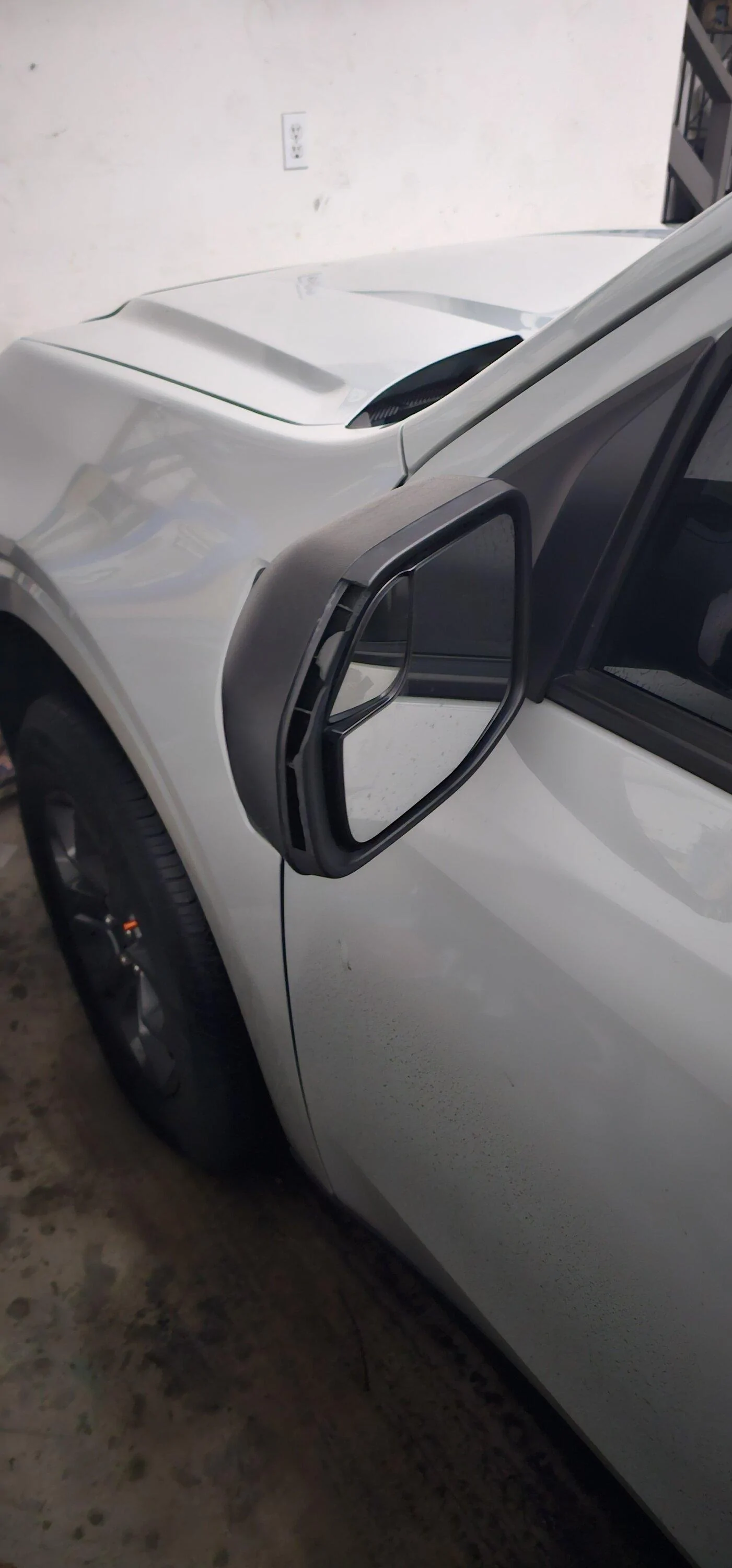 Ford Maverick Replaced my driver-side mirror -- part number # and before/after photos 20240126_194436