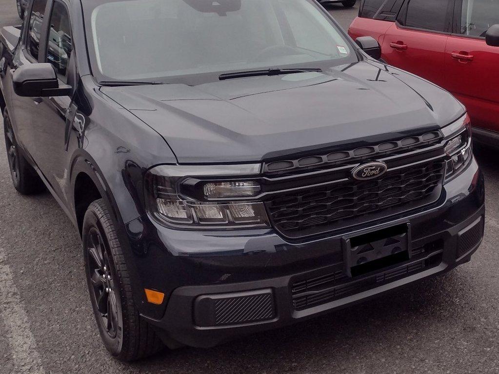 Ford Maverick XLT has the worst upper fake vent grille? front black appearance pk