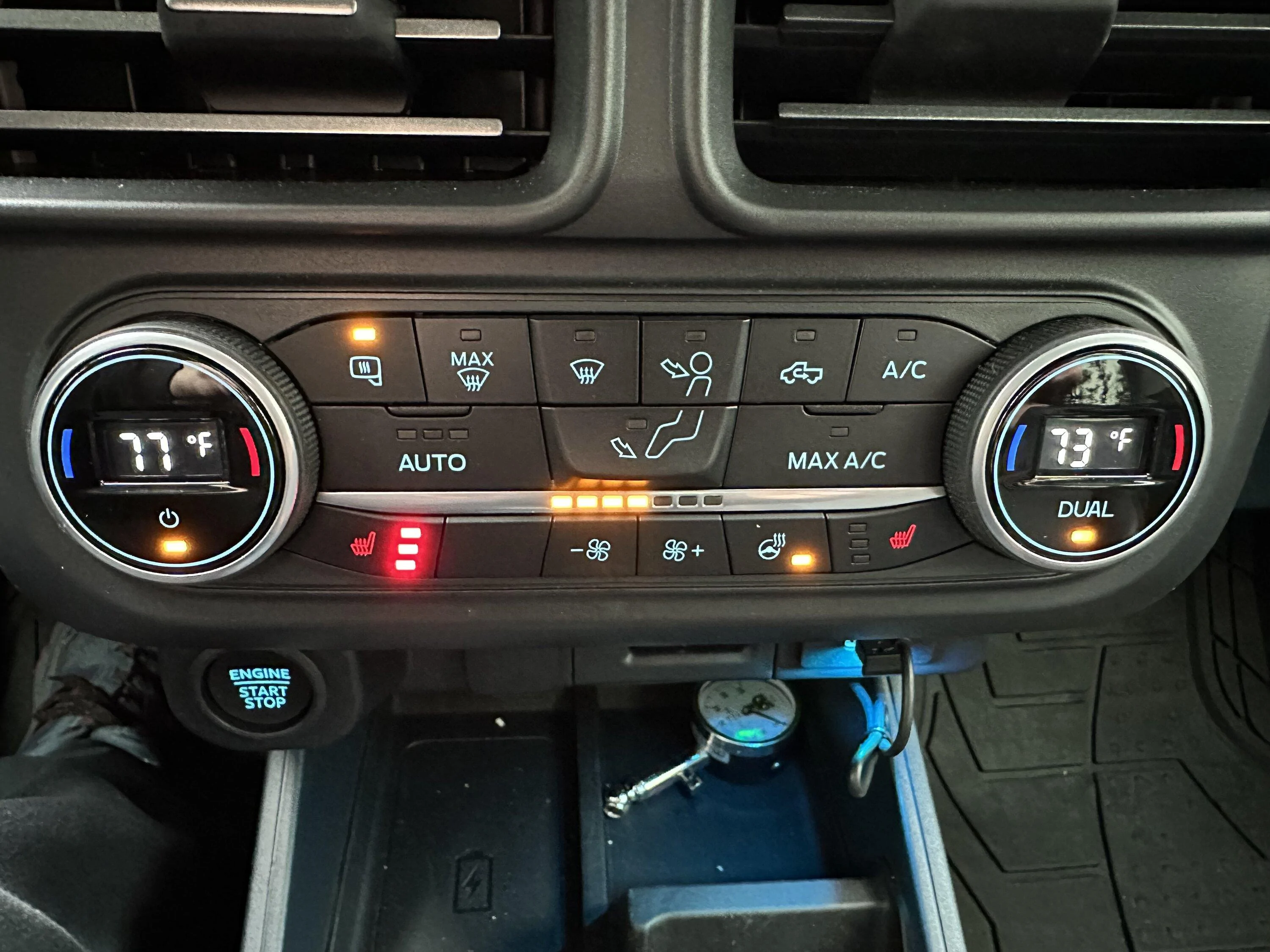 Ford Maverick Installed the Escape digital dual HVAC control today in my 23 Lariat Hybrid IMG_9943