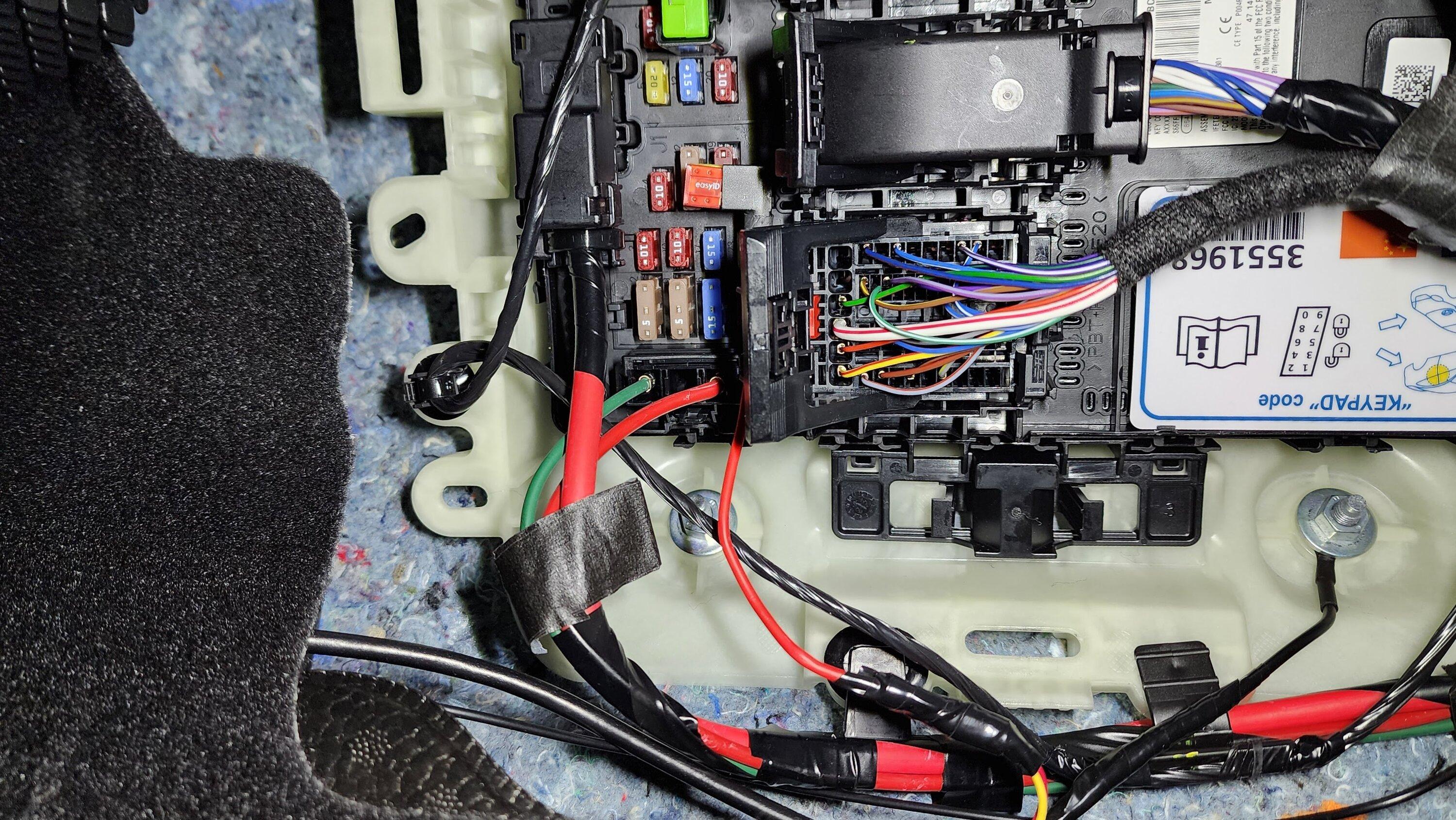 Ford Maverick Bought the Vais SiriusXM internal kit; anybody else installed one of these? 20240128_160622