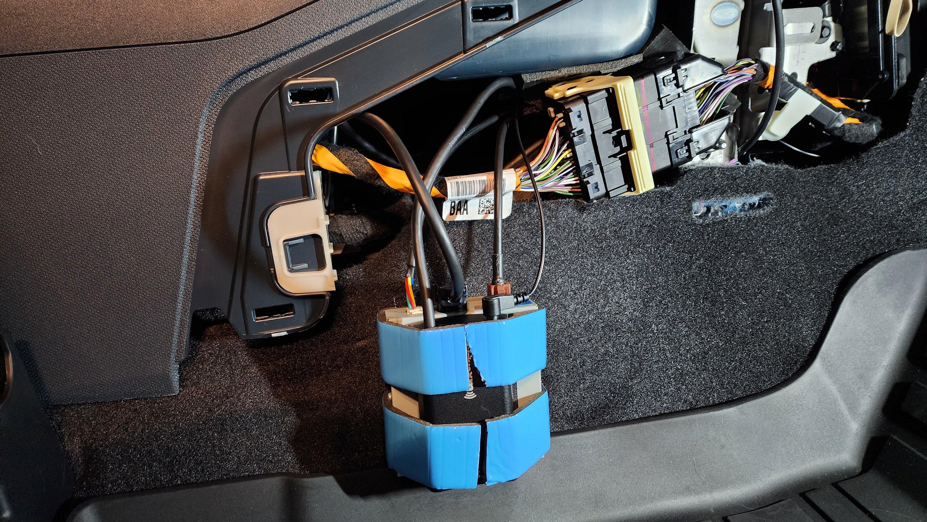 Ford Maverick Bought the Vais SiriusXM internal kit; anybody else installed one of these? 20240128_160336