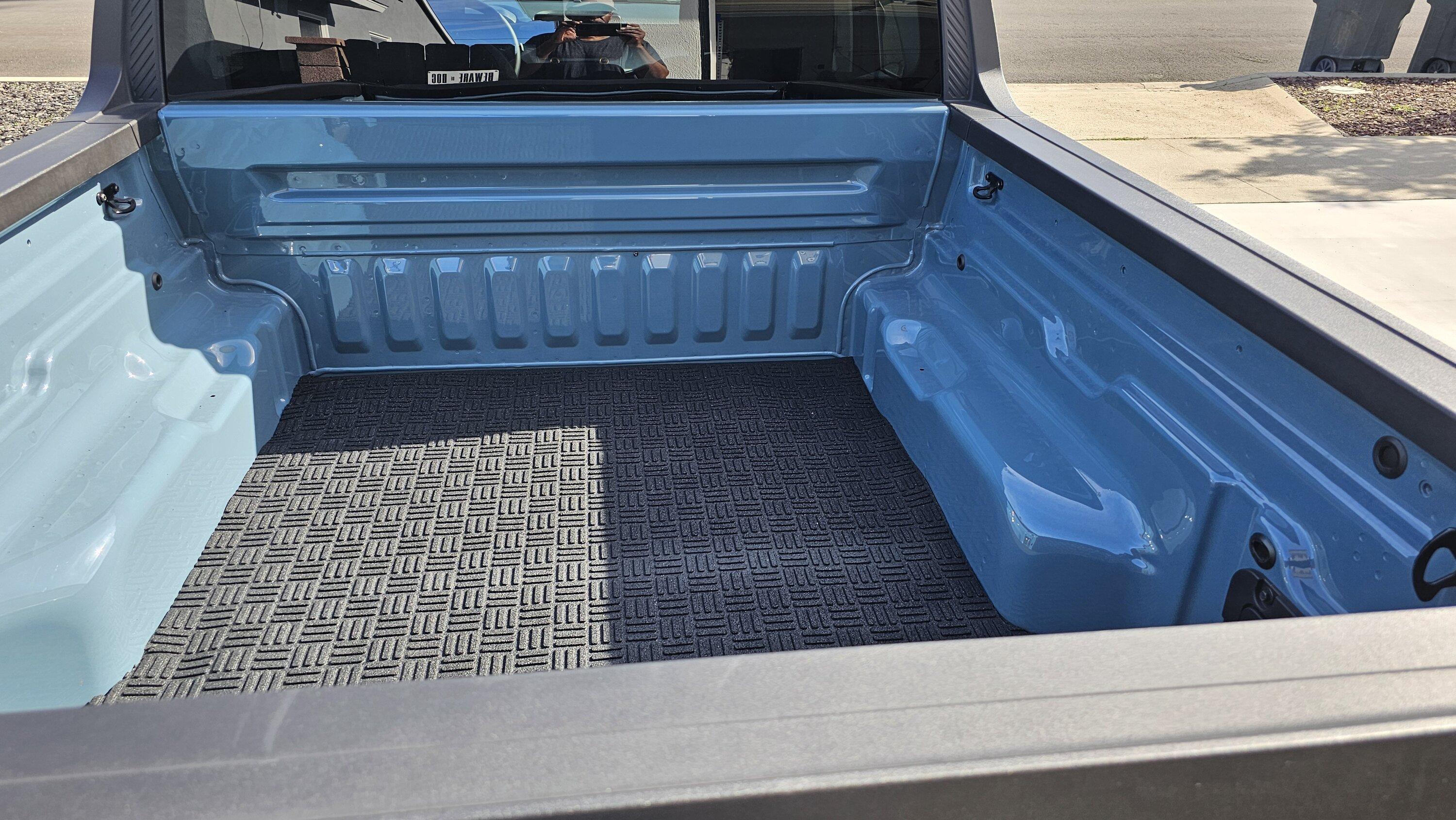 Ford Maverick Tailgate Protector Mat ? 20240128_110104 (1)