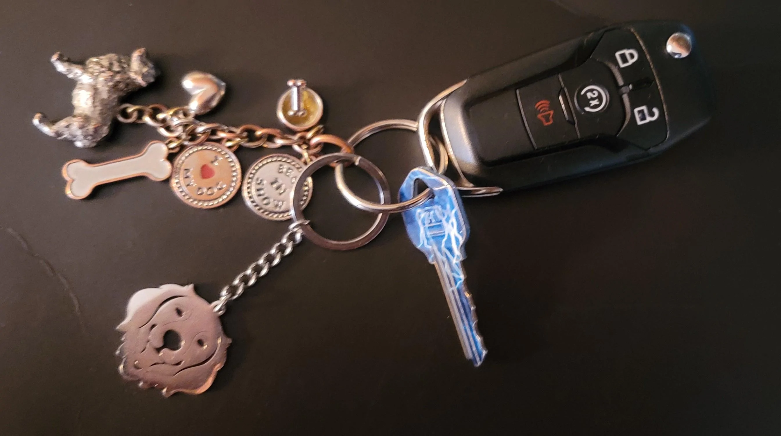 Ford Maverick What's on your Maverick keys / keychain? 20240126_140024