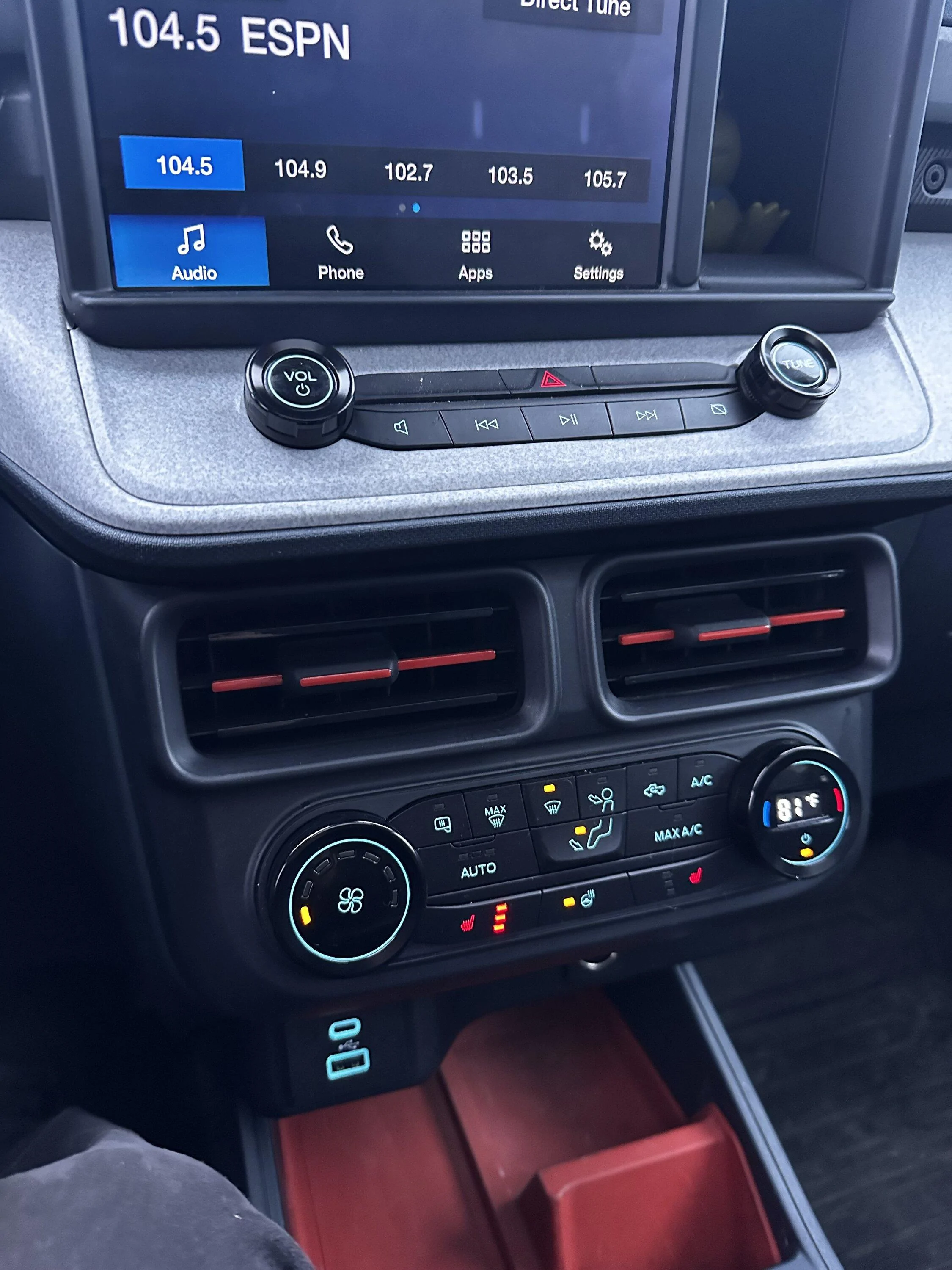 Ford Maverick Got some knob covers IMG_9204