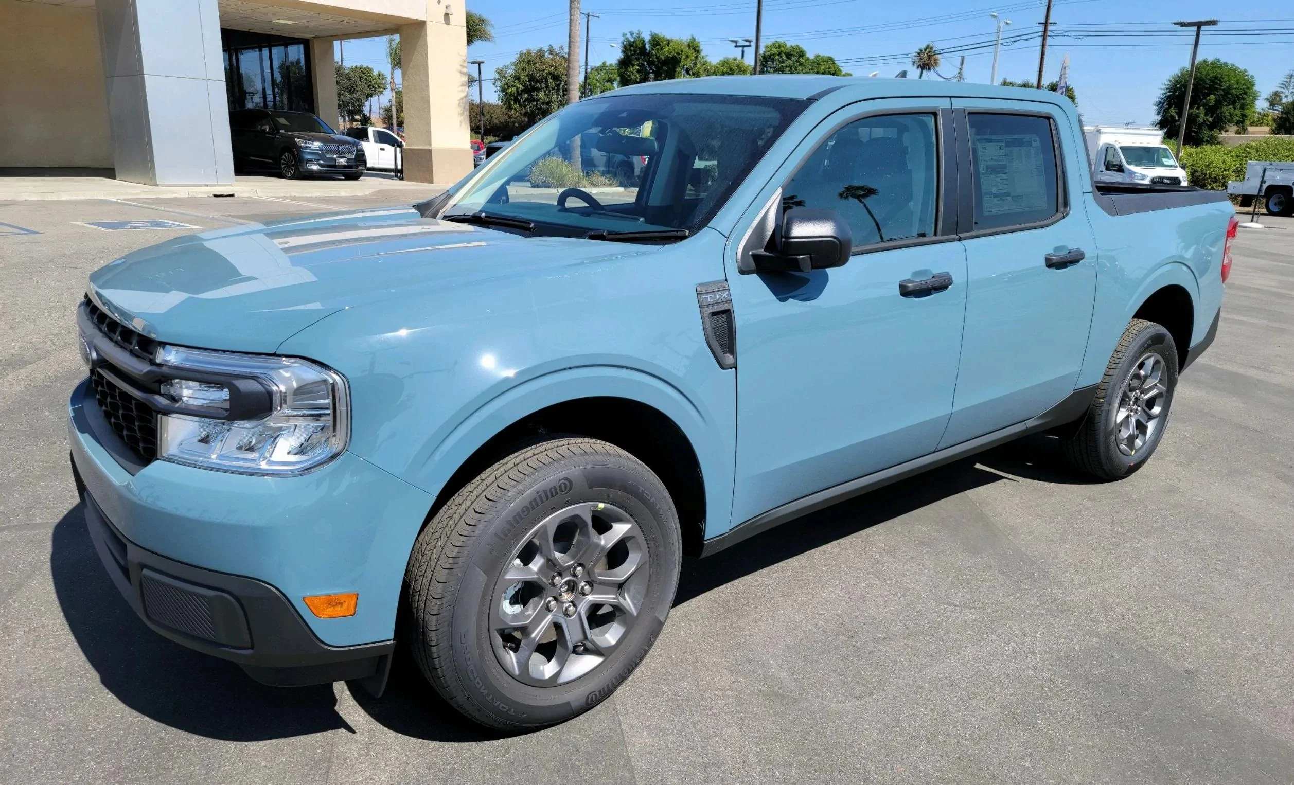 Ford Maverick Remove cove tape off of B pillar on doors looks a lot better b-pillar2
