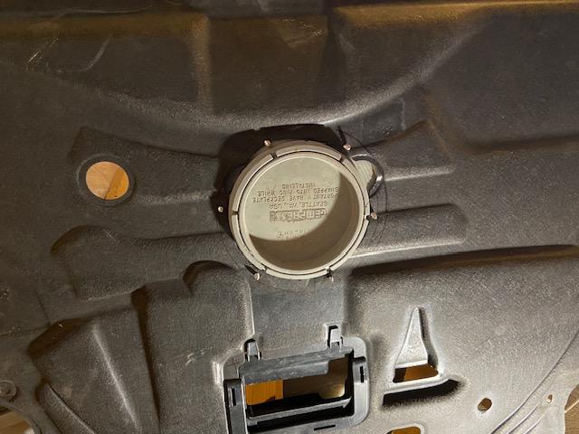 Ford Maverick Maverick 2.0 oil change access without removing undercover (by installing marine access plate) 1706978269044