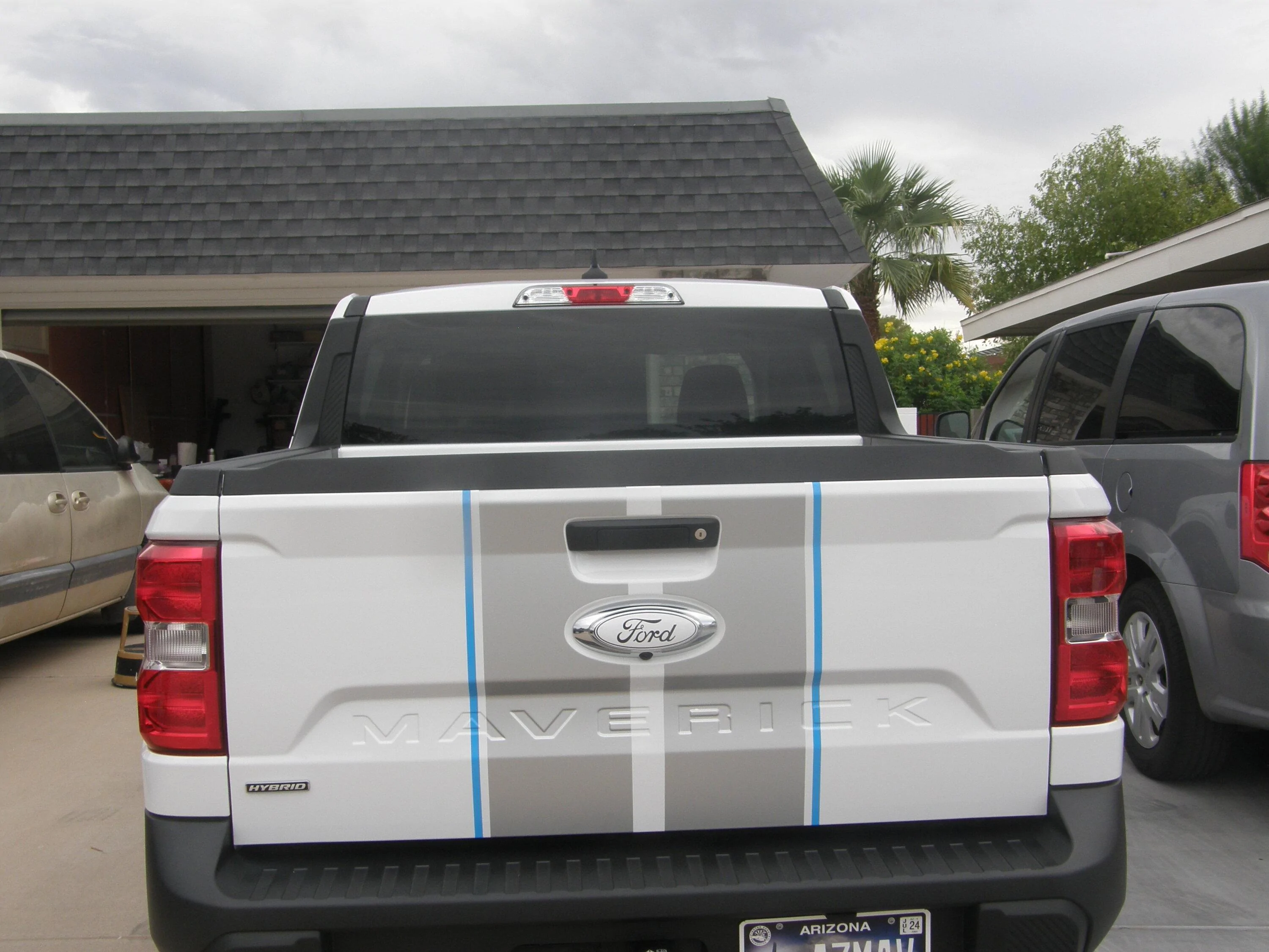 Ford Maverick Finished some mods: 2" lift kit, BFG KO2 tires, racing stripes & more P1010020