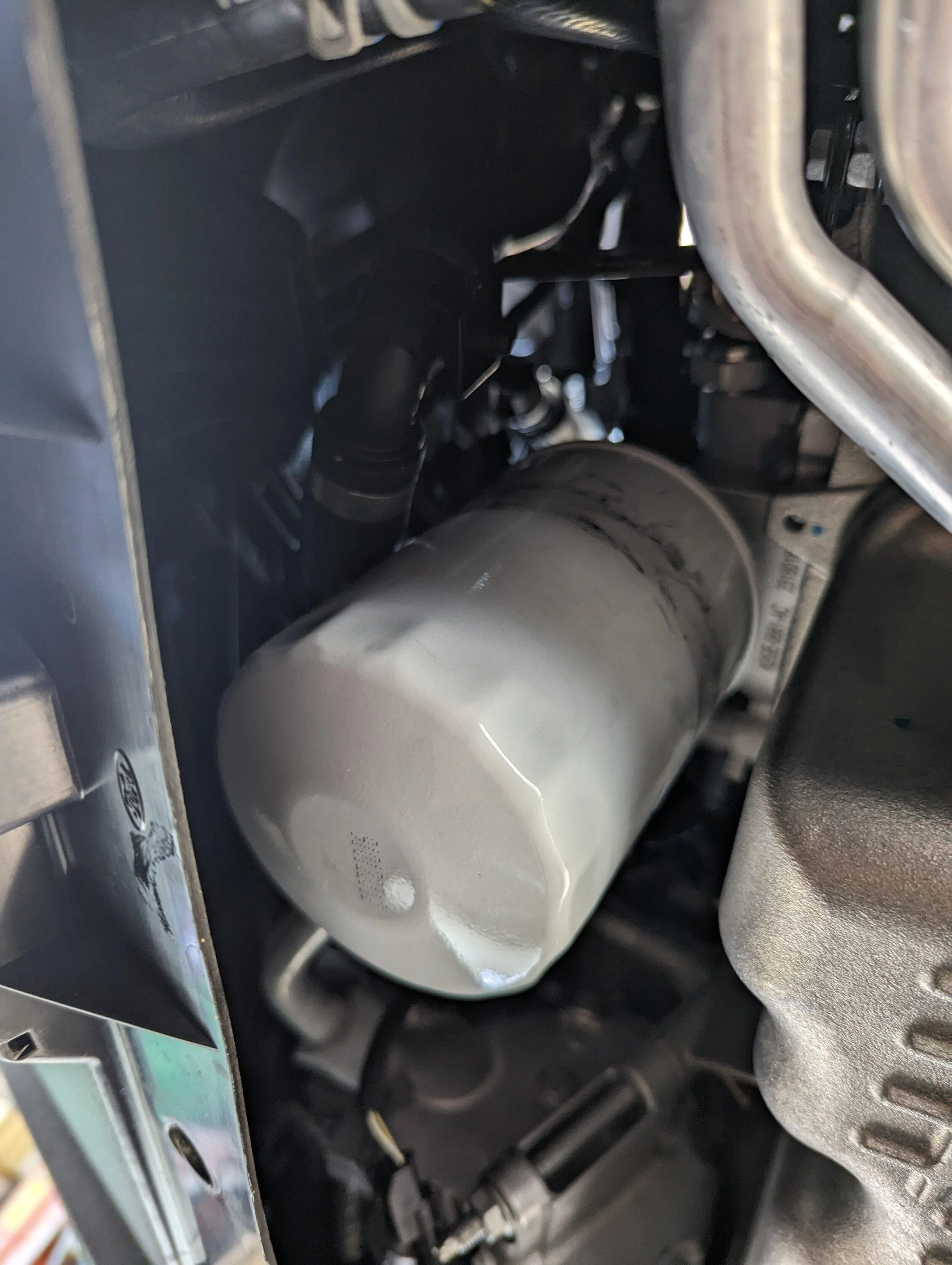 Ford Maverick Comparison of various larger oil filters PXL_20240203_195908157