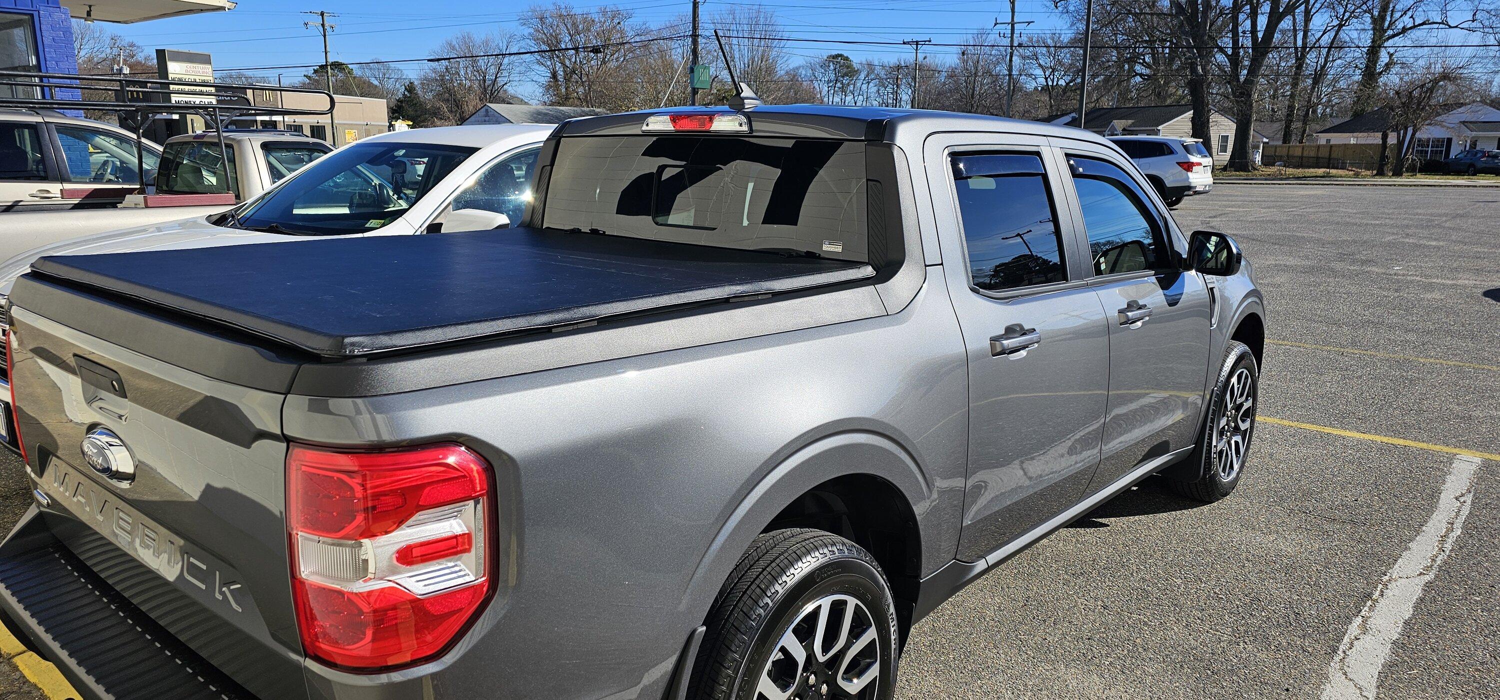 Ford Maverick 2024 Carbonized Gray Lariat Hybrid finally home 20240204_142956