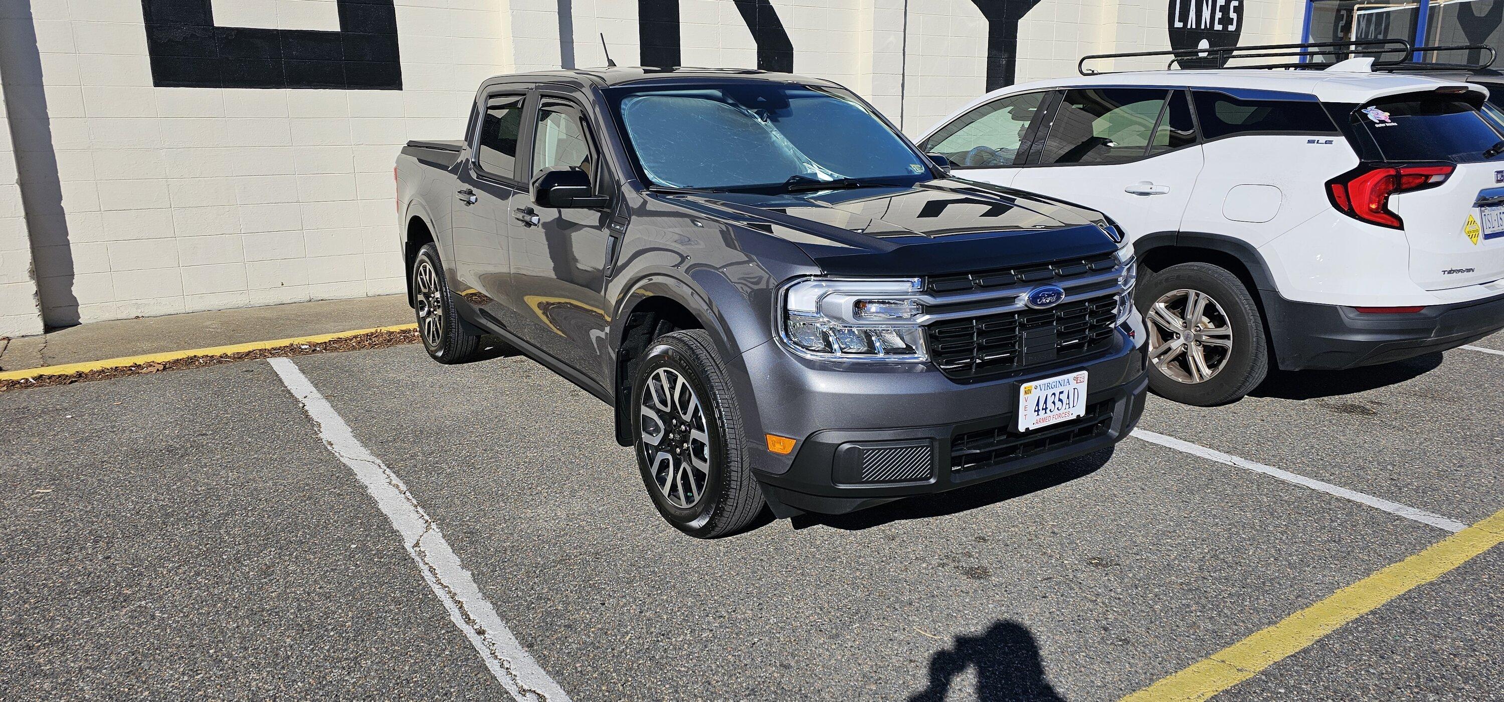 Ford Maverick 2024 Carbonized Gray Lariat Hybrid finally home 20240204_142909