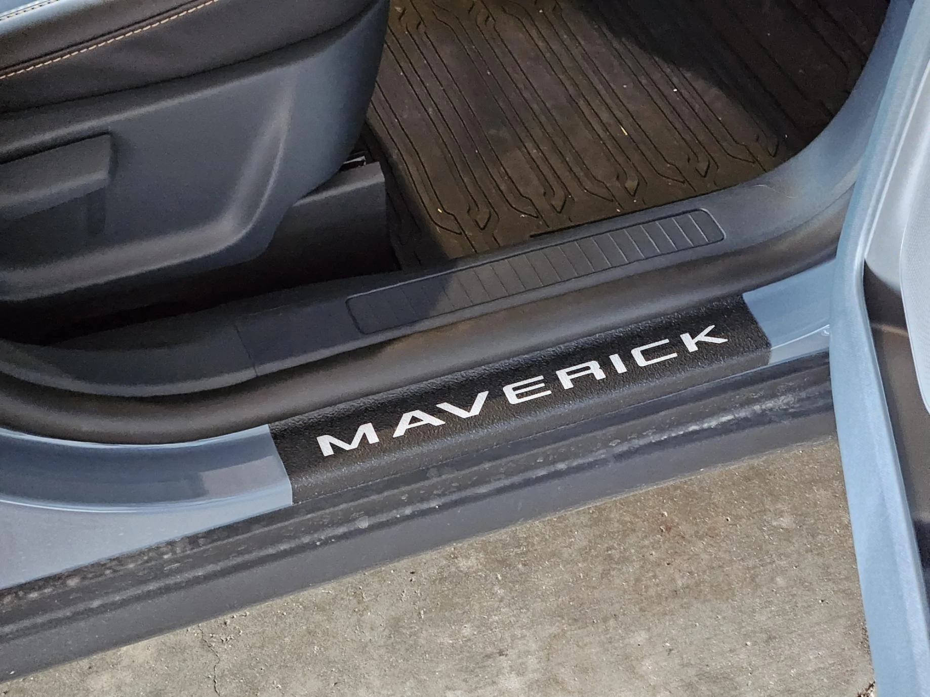 Ford Maverick Door Sills - limited options tufskinz front