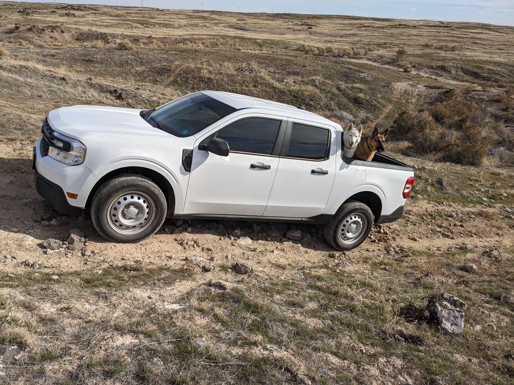 Ford Maverick hybrid off roading 4DJUh5oh