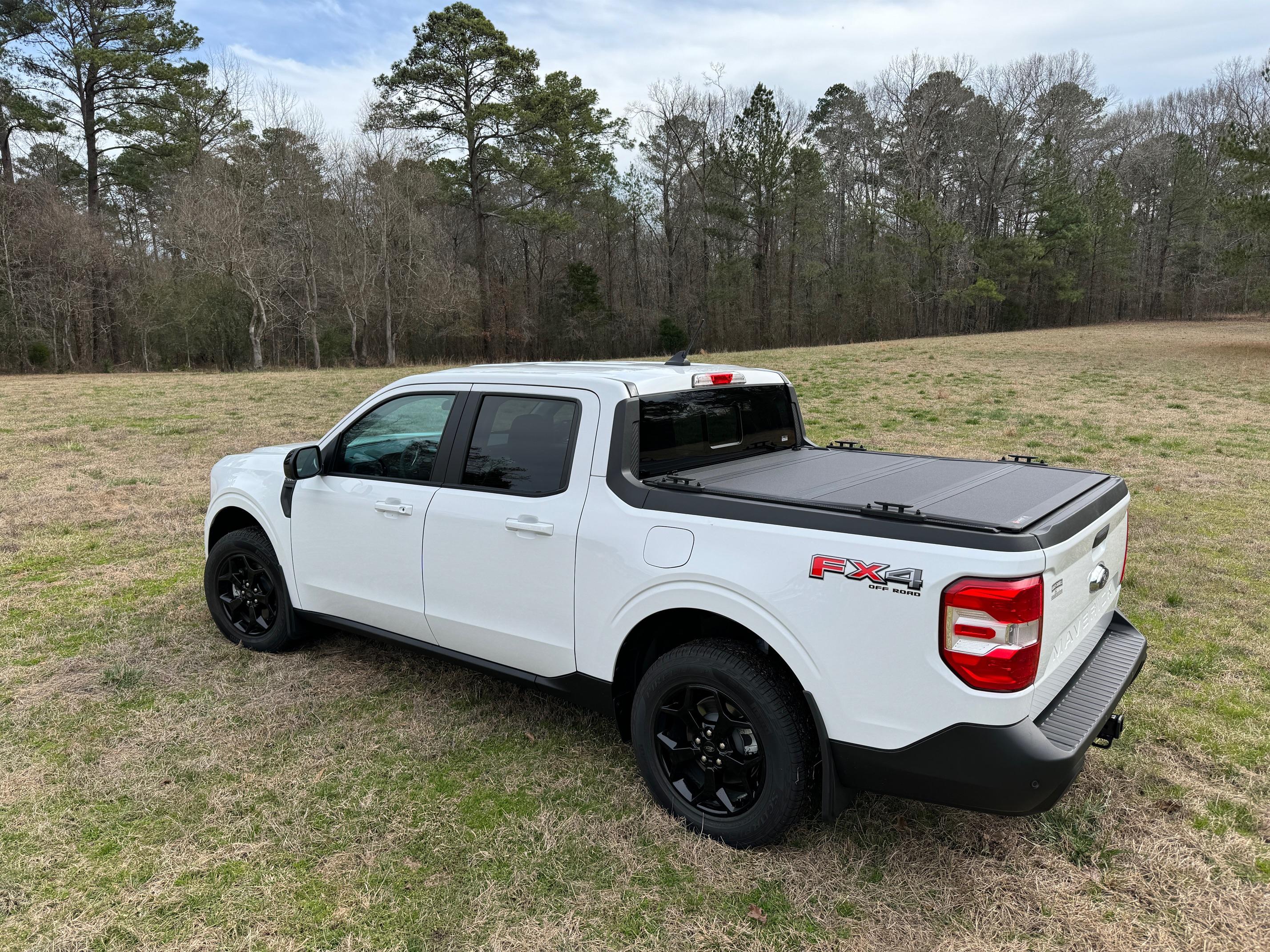 Ford Maverick BAKFLIP MX4 tonneau cover + Elevate Rack System BUT IMG_0228.JPG
