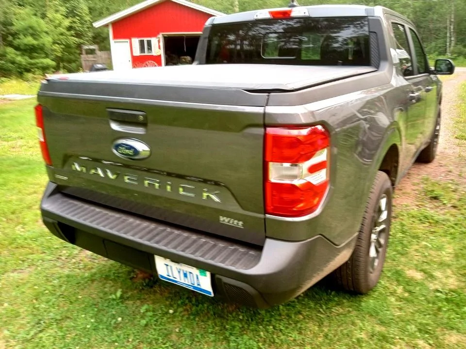 Ford Maverick Best Tailgate Lettering for Carbonized Gray? top-2