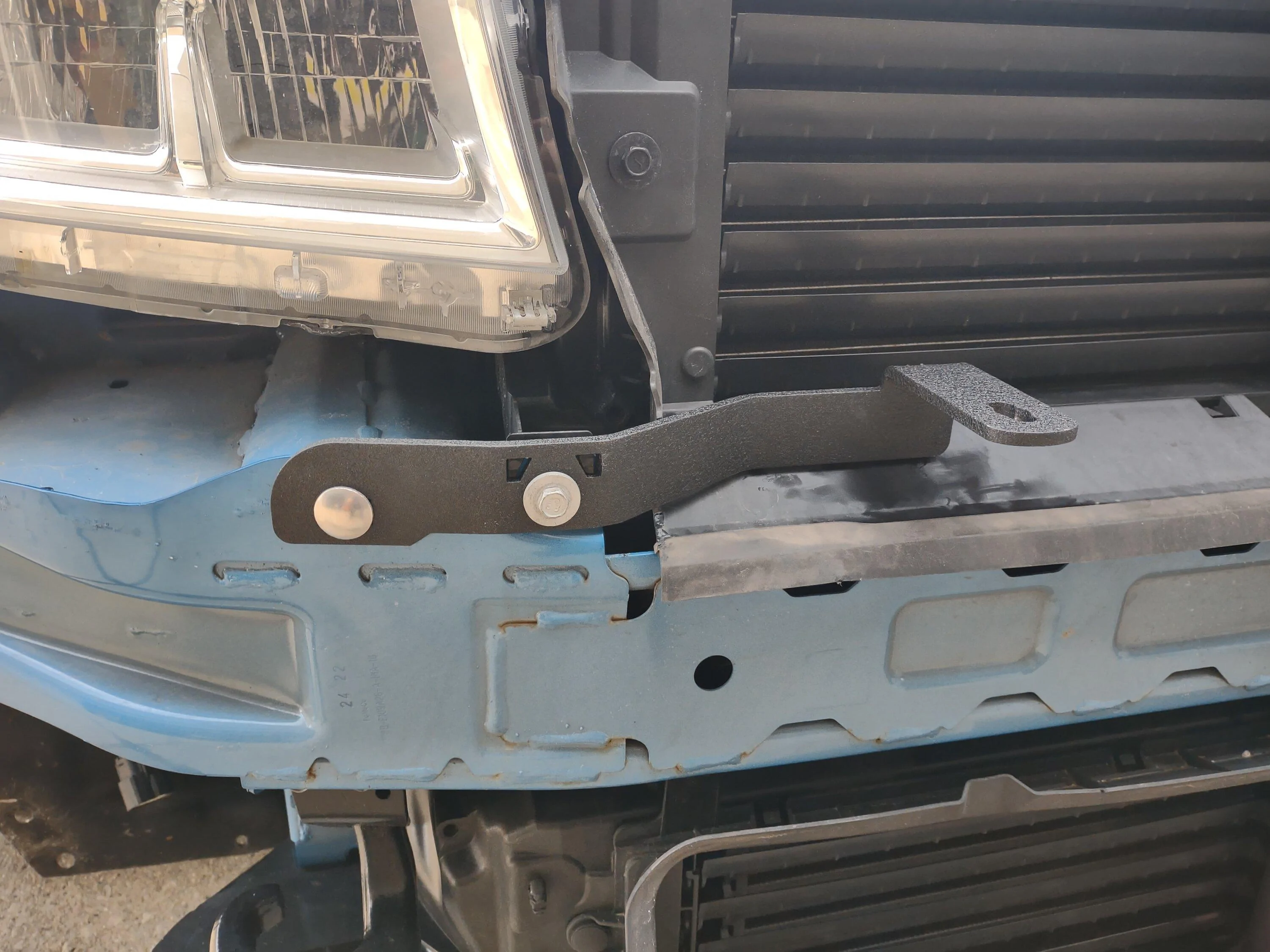 Ford Maverick JJC grill brackets with Hella 500 LEDs IMG_20240207_141934945
