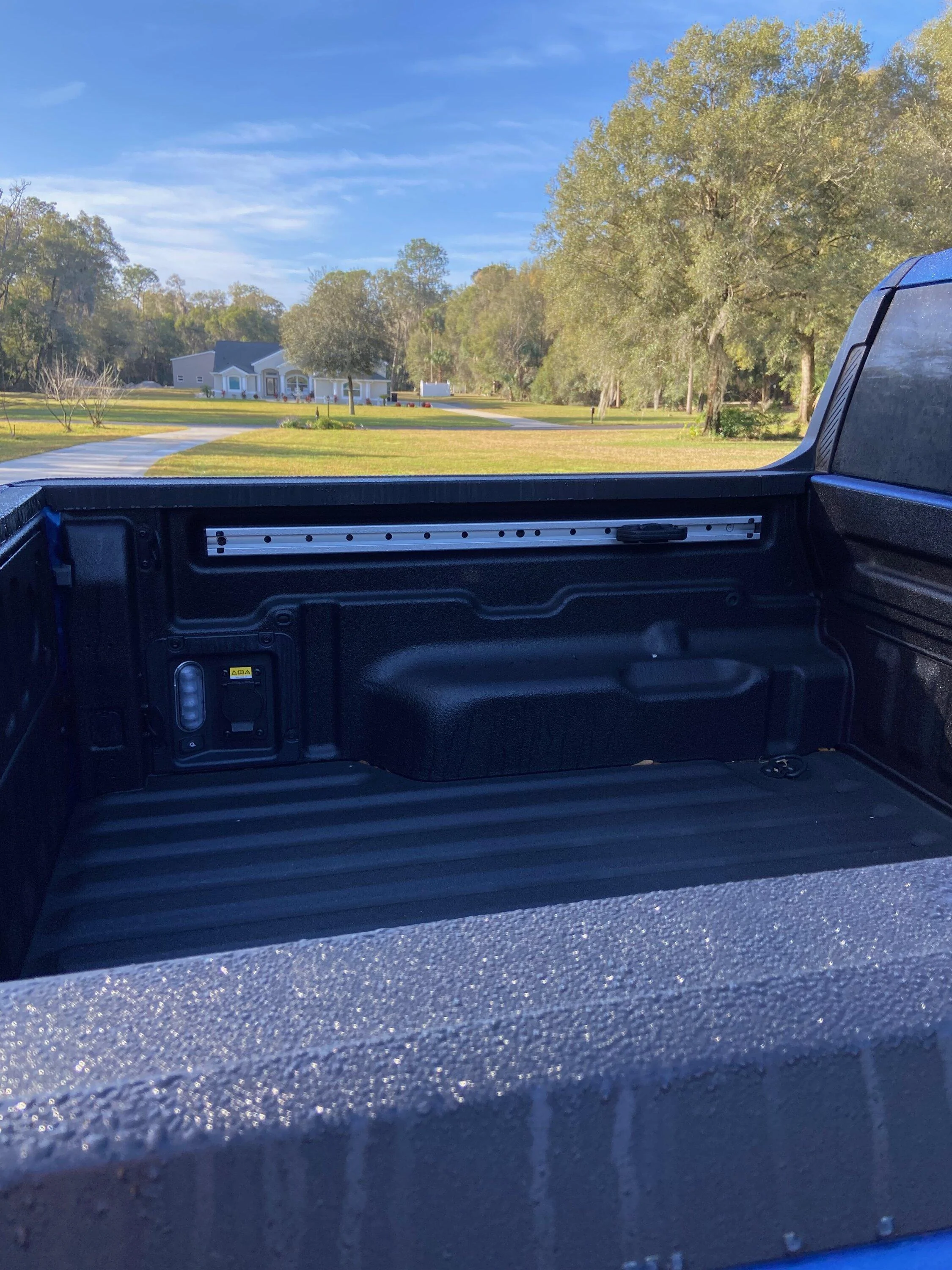 Ford Maverick Roll N Lock retractable bed cover installed Maverick side rail