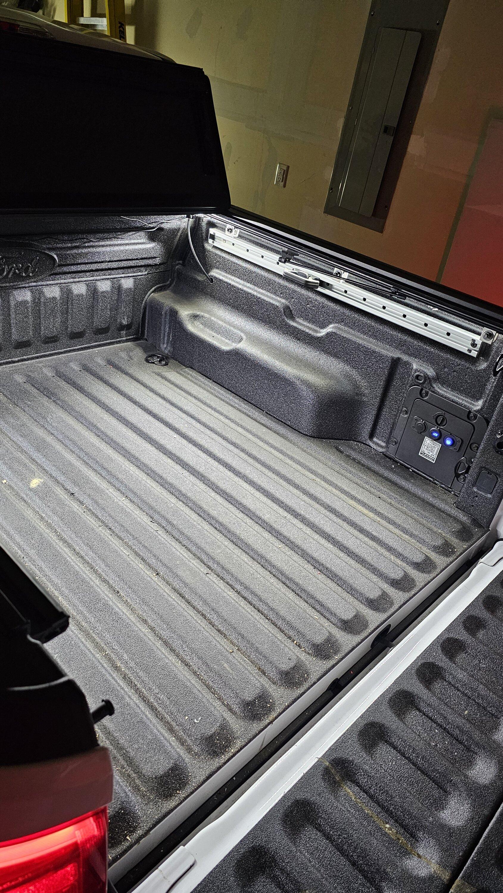 Ford Maverick Yet another bed lighting post.... 1000075400