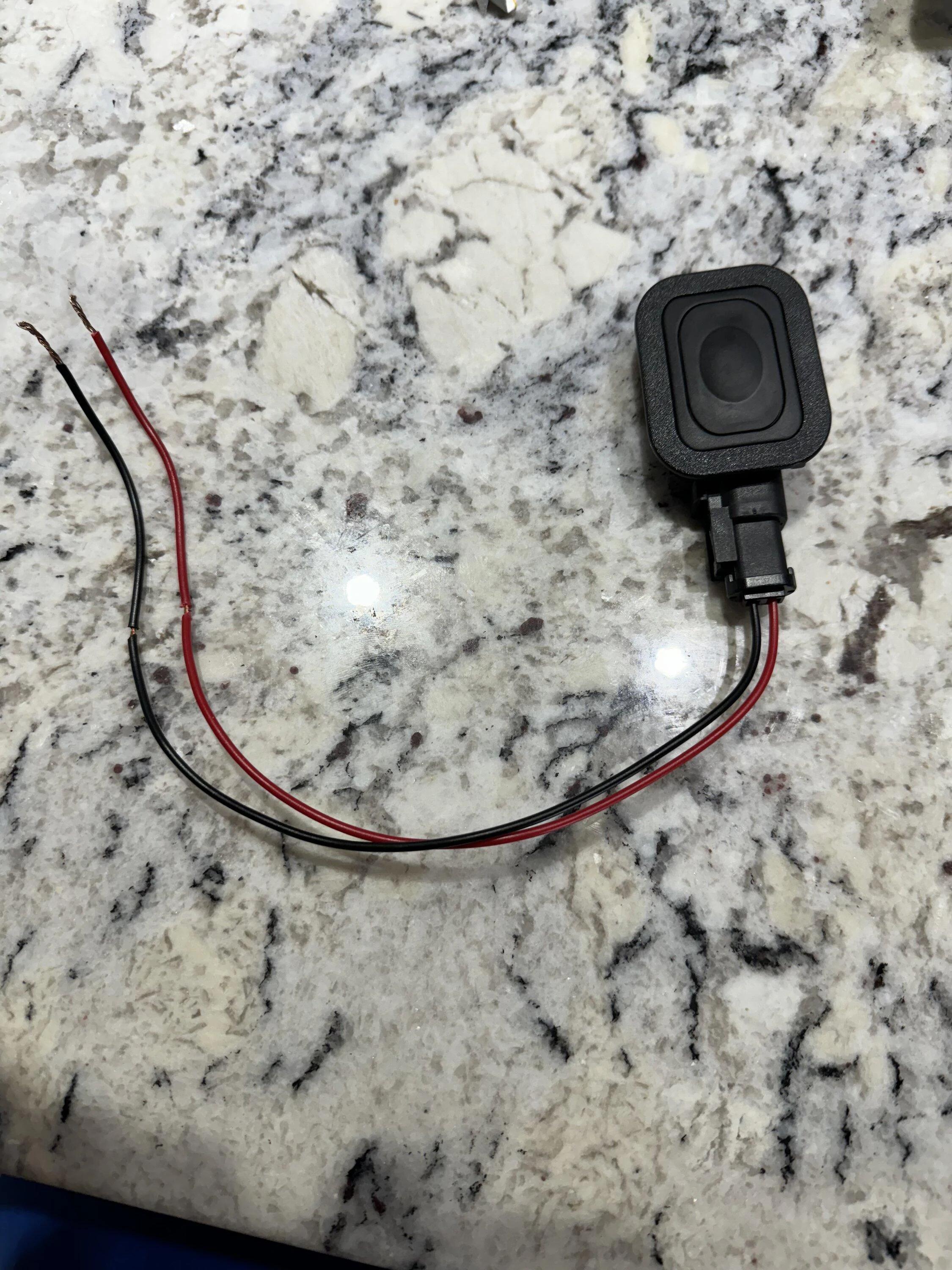 Ford Maverick Bed lighting 12v button IMG_4509