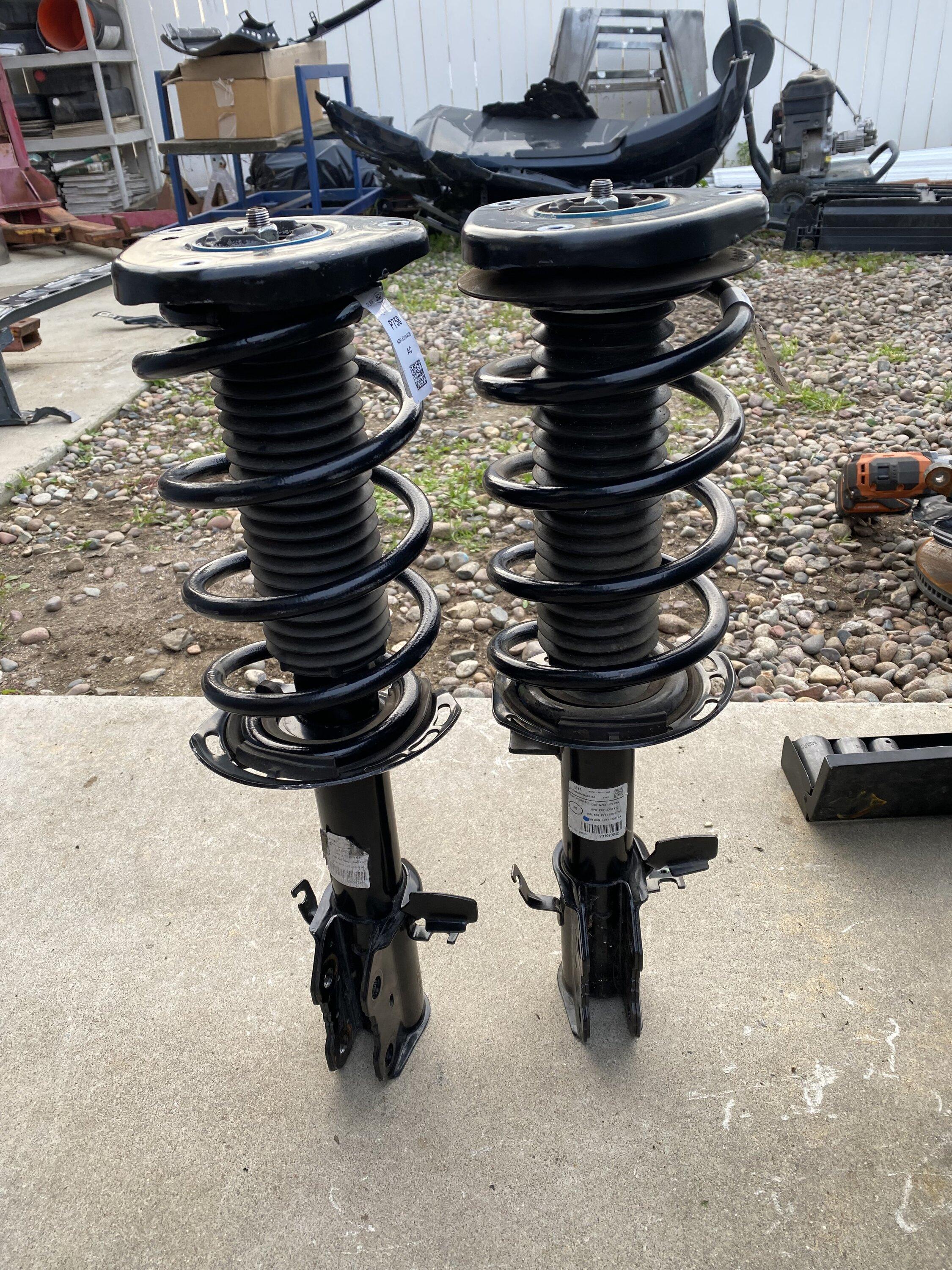 Ford Maverick Diference on hybrid vs tremor struts FYI IMG_2949