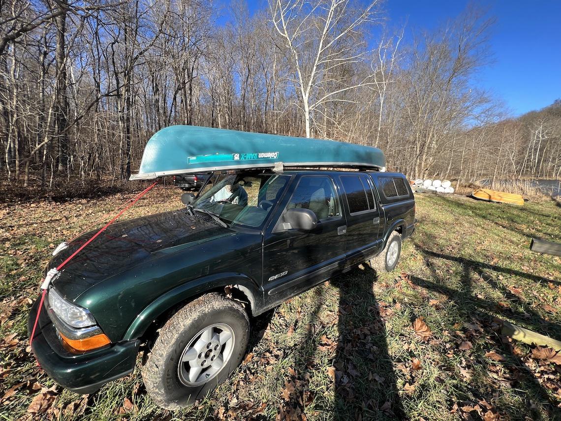 Ford Maverick Ideal setup for hauling canoe? S10_canoe