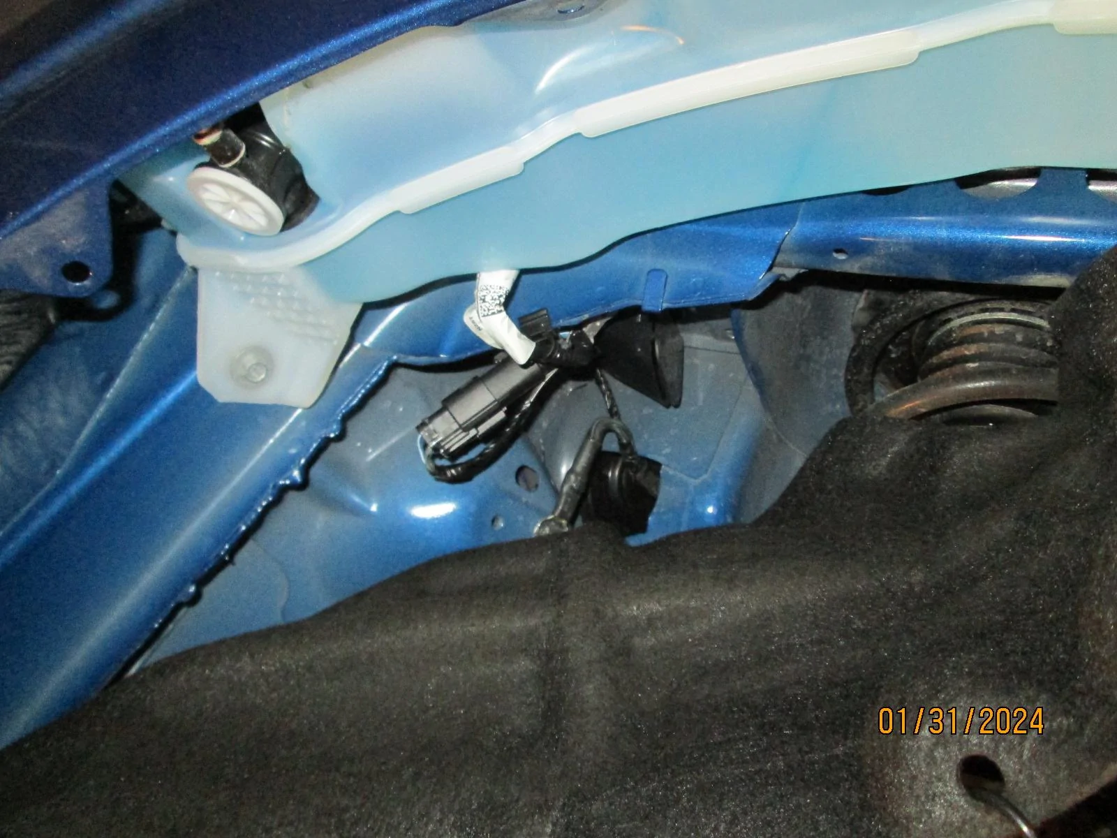 Ford Maverick Is anyone else surprised by how small the washer fluid reservoir is. IMG_1060