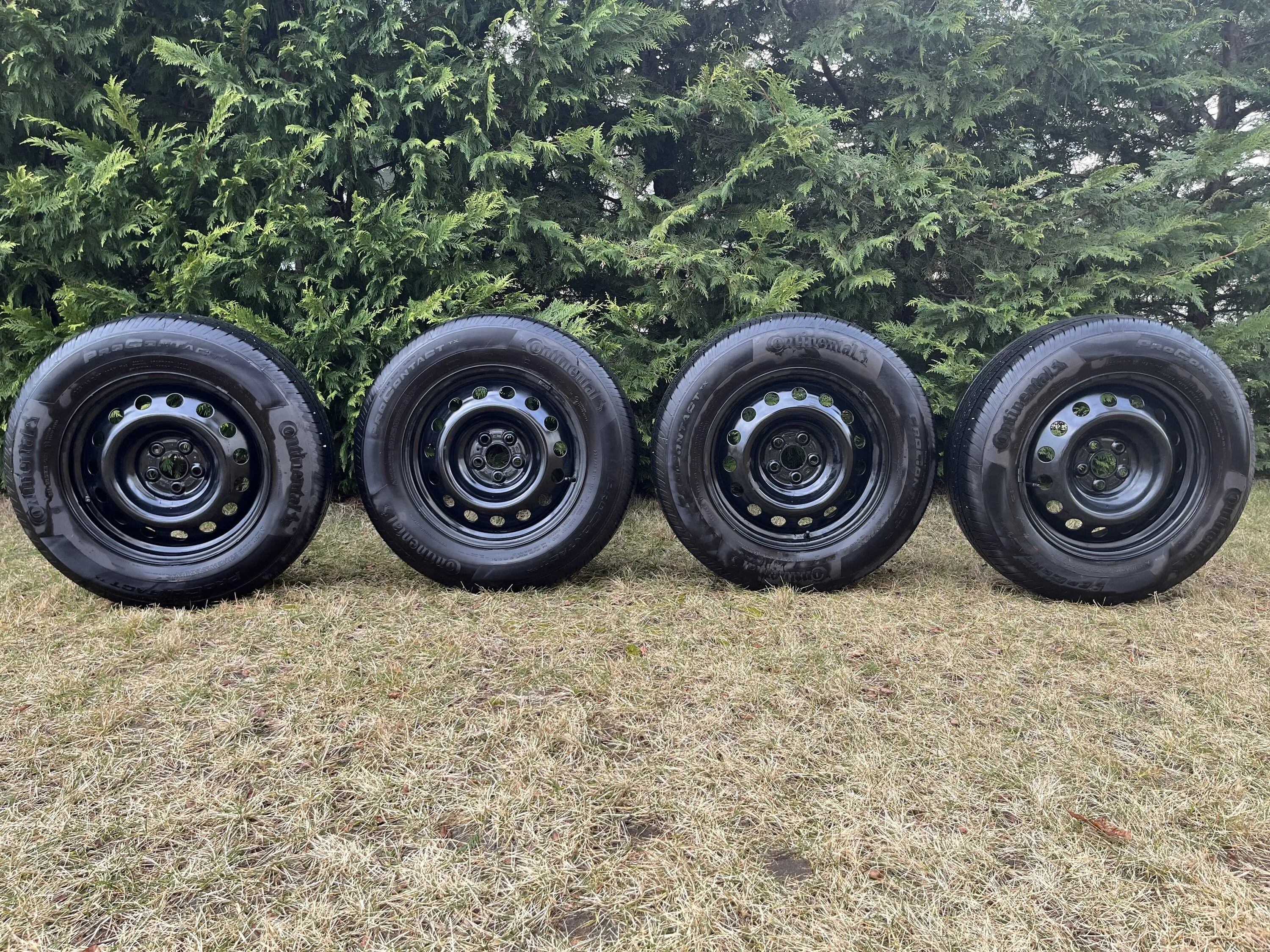 Ford Maverick Black Painted Steelies & Wheels Set IMG_8556