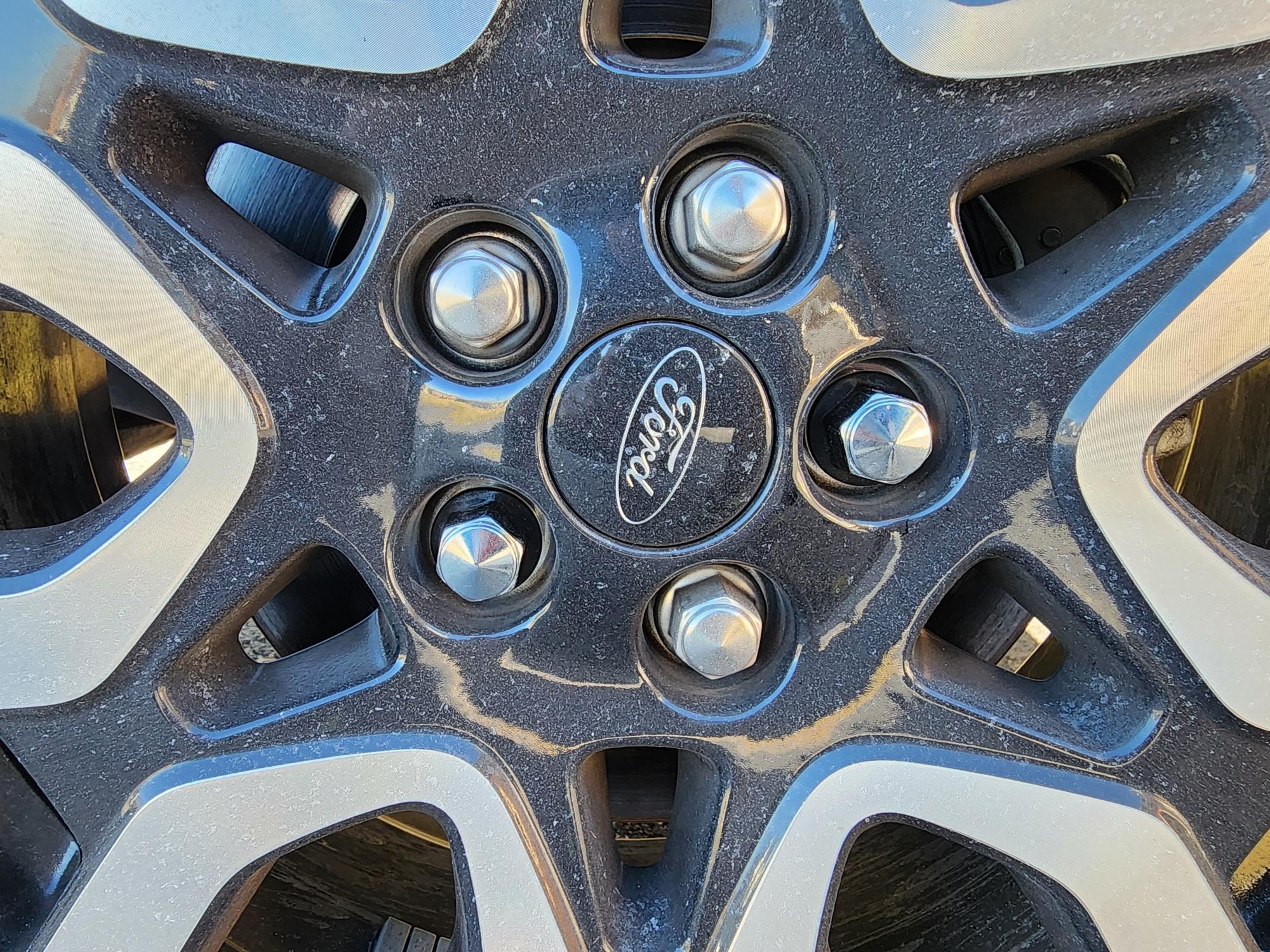 Ford Maverick Recommendation for solid lug  nuts 20240219_143352