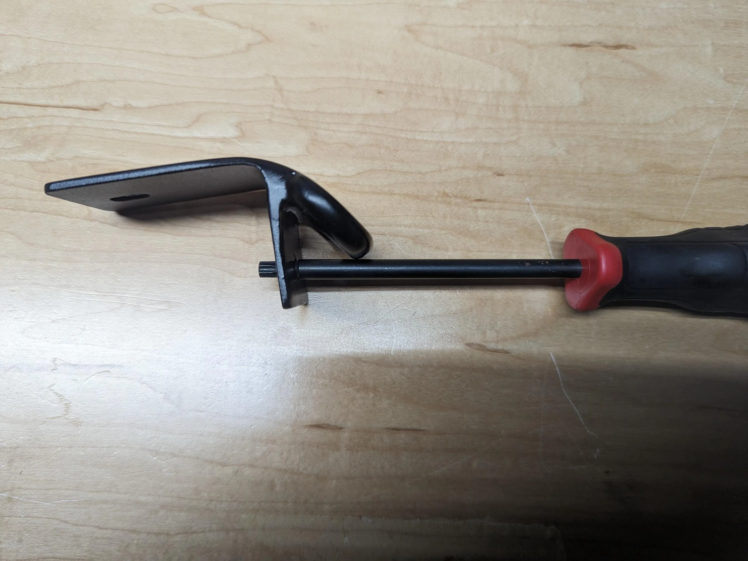 Ford Maverick Tailgate tiedown that works with tailgate assist strut PXL_20240219_233045606