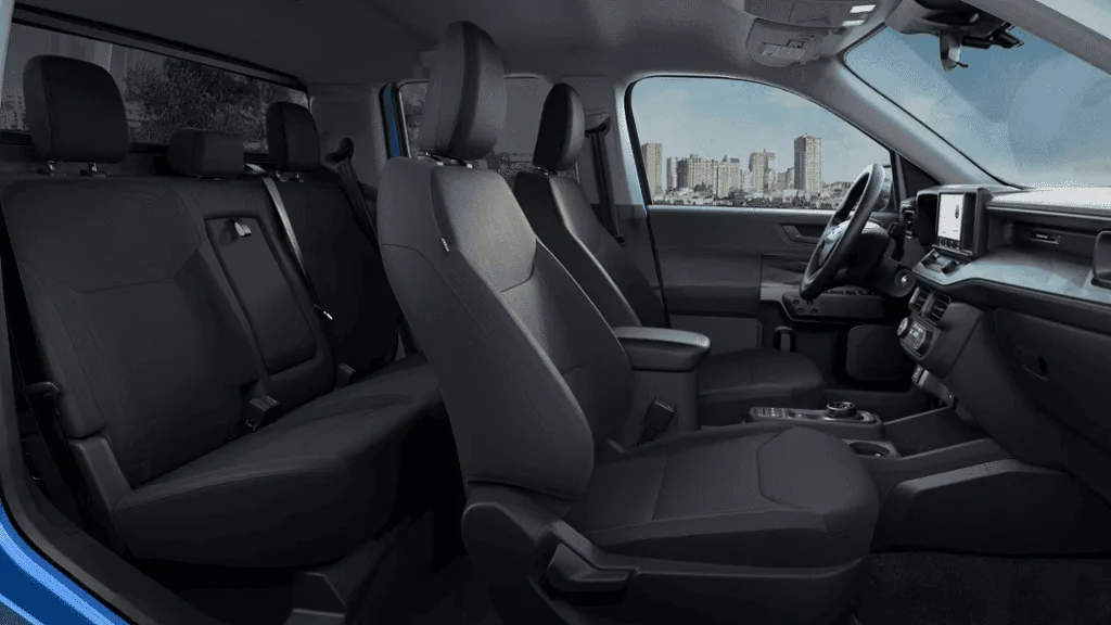 Ford Maverick Black Onyx interior has lots of blue??? 1708387765176