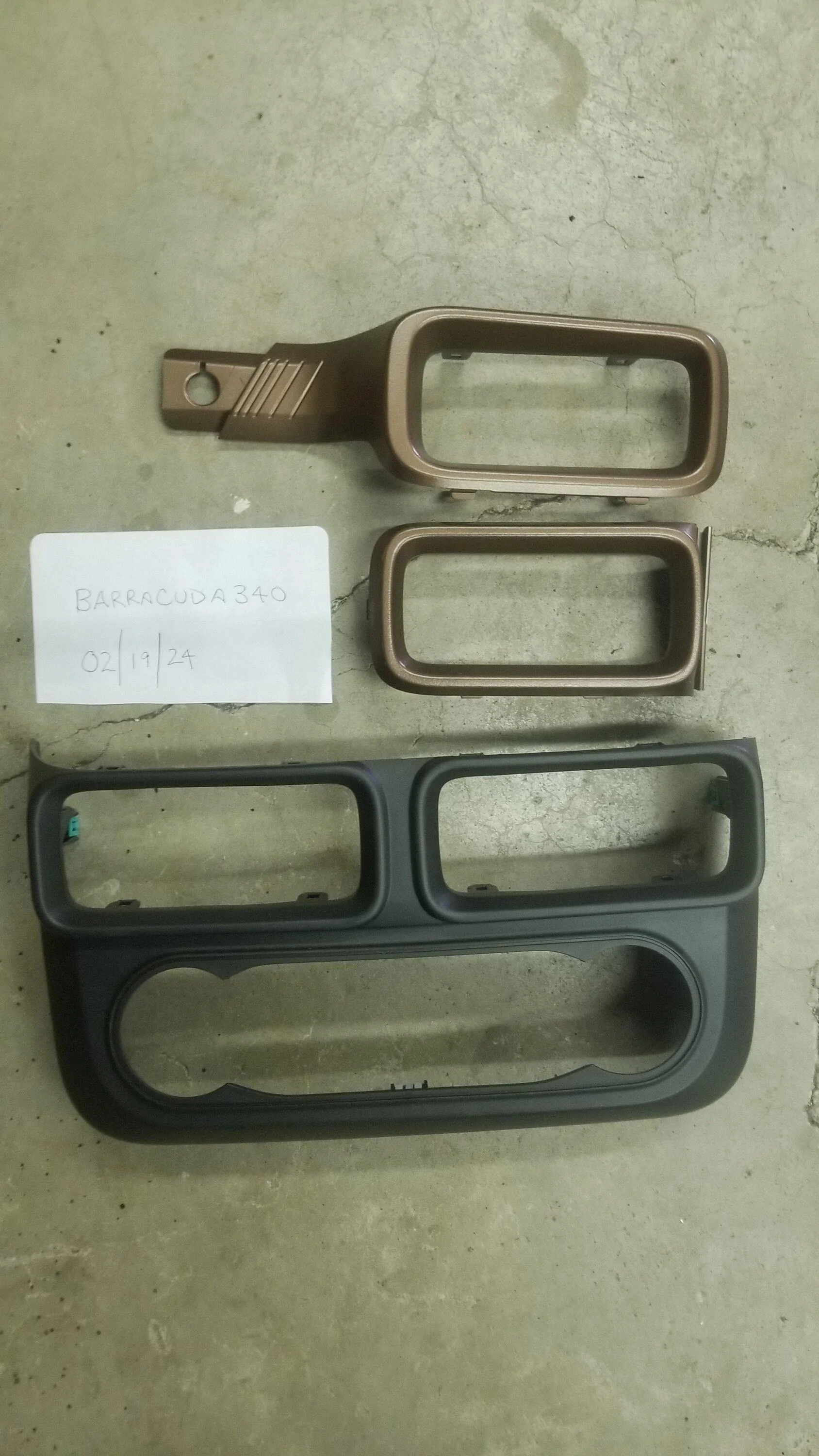 Ford Maverick Lariat A/C vent trims 20240219_104059