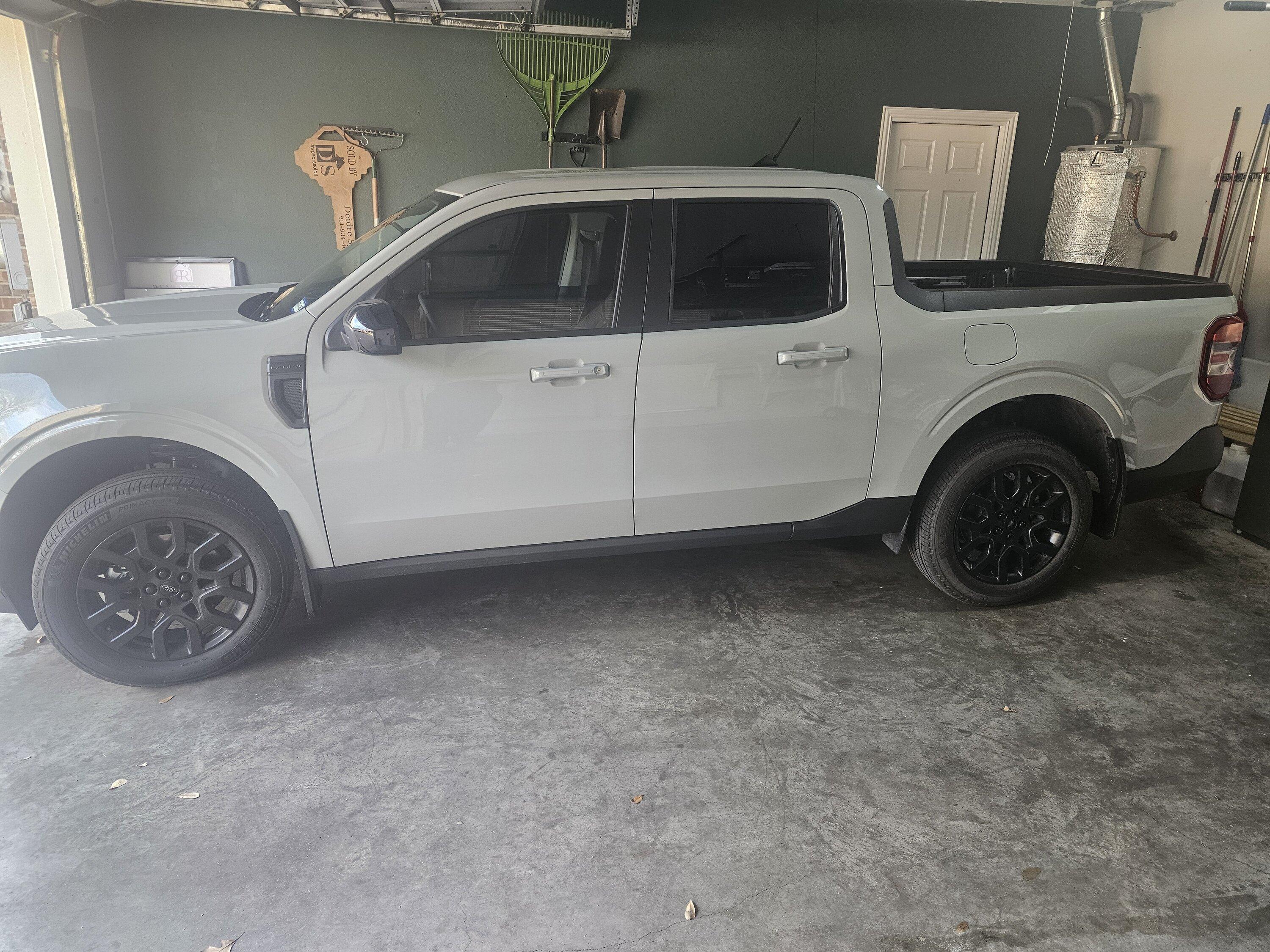 Ford Maverick Picked Her Up 2 Weeks Ago!!/2024 Lariat Mods 20240221_164758