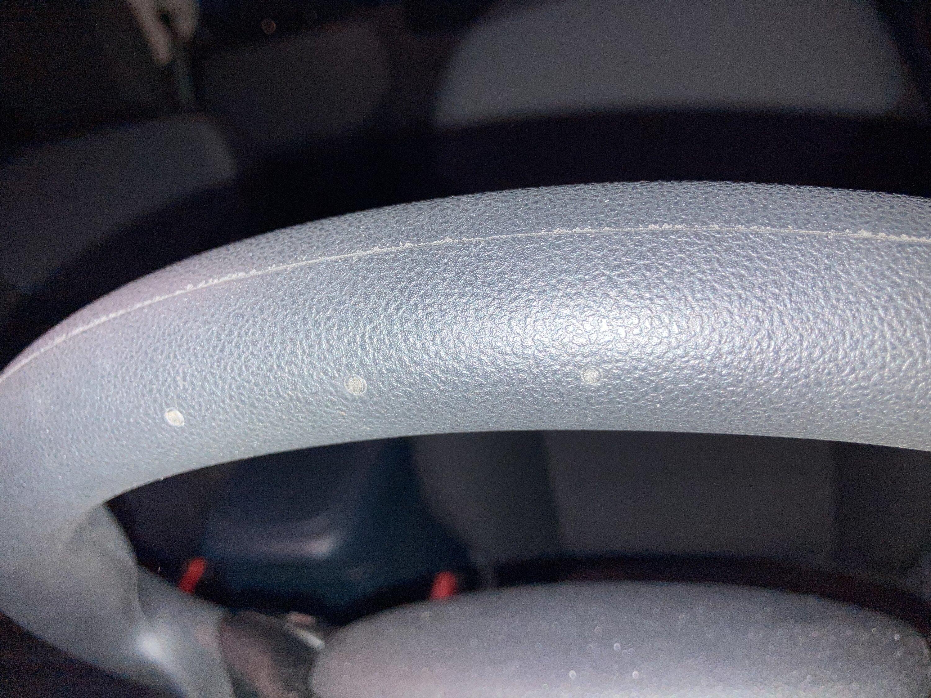 Ford Maverick XL Steering Wheel Coating Rough? IMG_2349