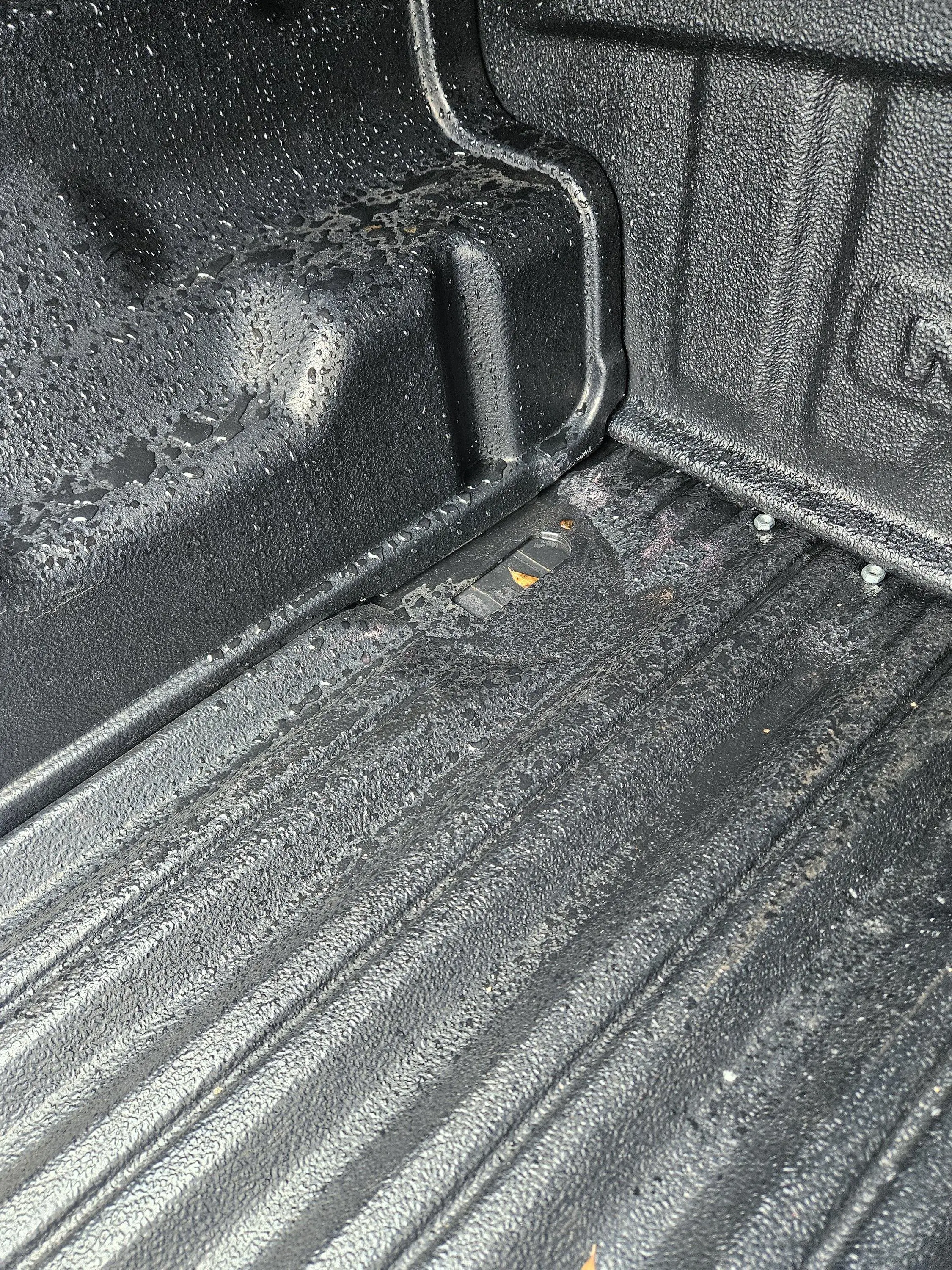 Ford Maverick Water getting in bed 1000011476