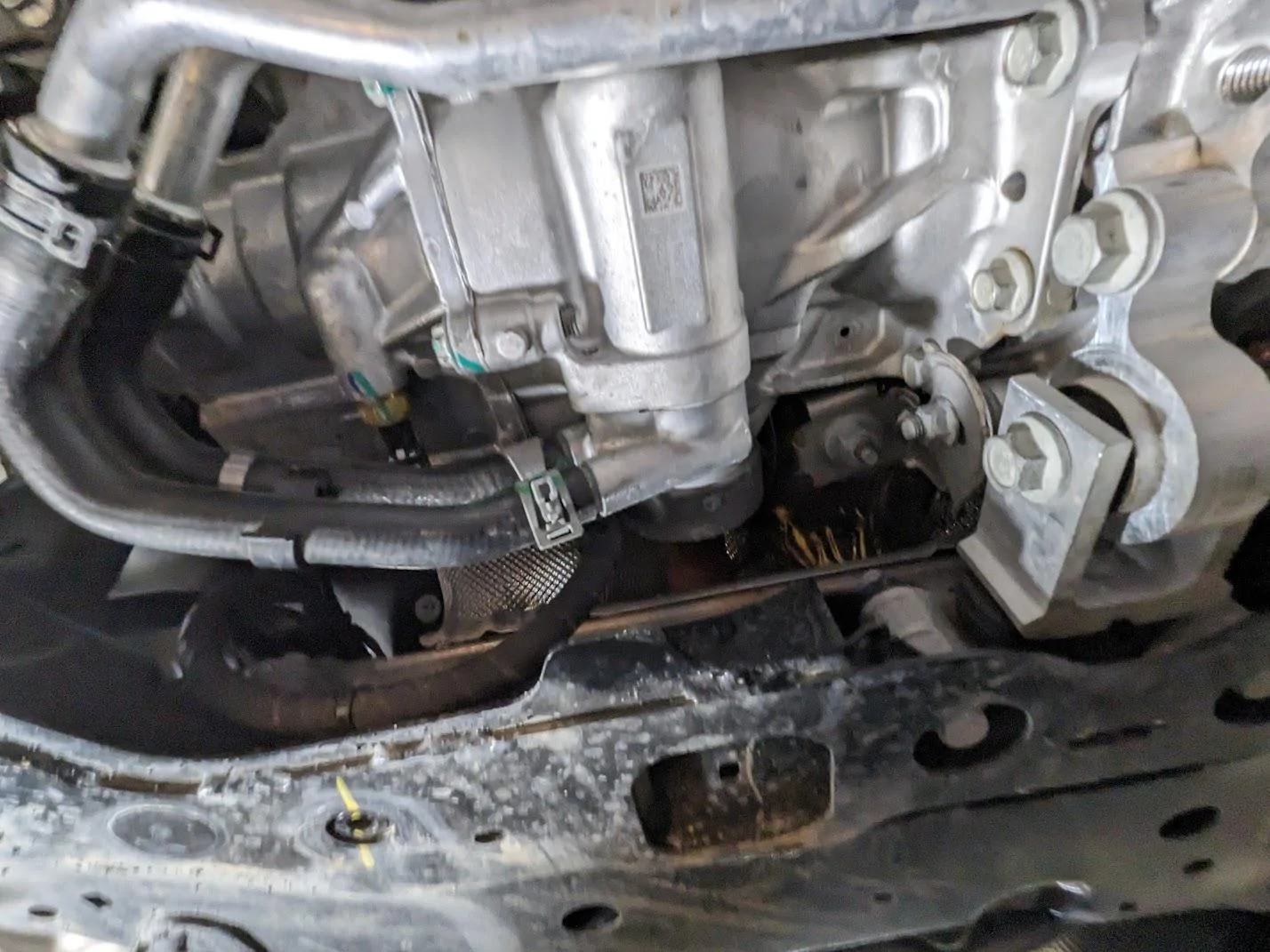 Ford Maverick How To: Maverick Tremor PTU oil change PXL_20240307_210619139