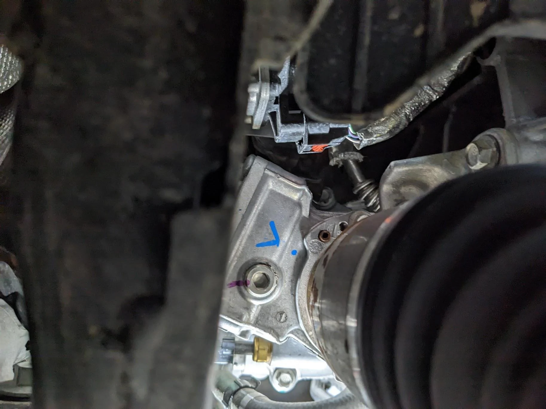 Ford Maverick How To: Maverick Tremor PTU oil change ptu fill cv (1)