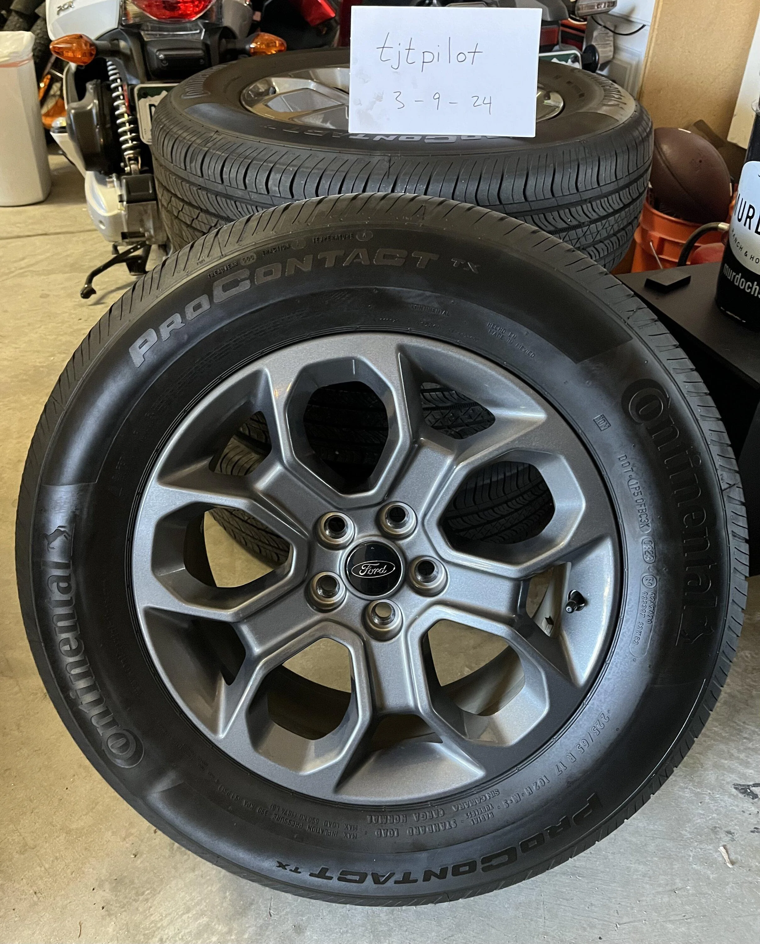 Ford Maverick XLT Tires, Wheels and TPMS Sensors IMG_7269