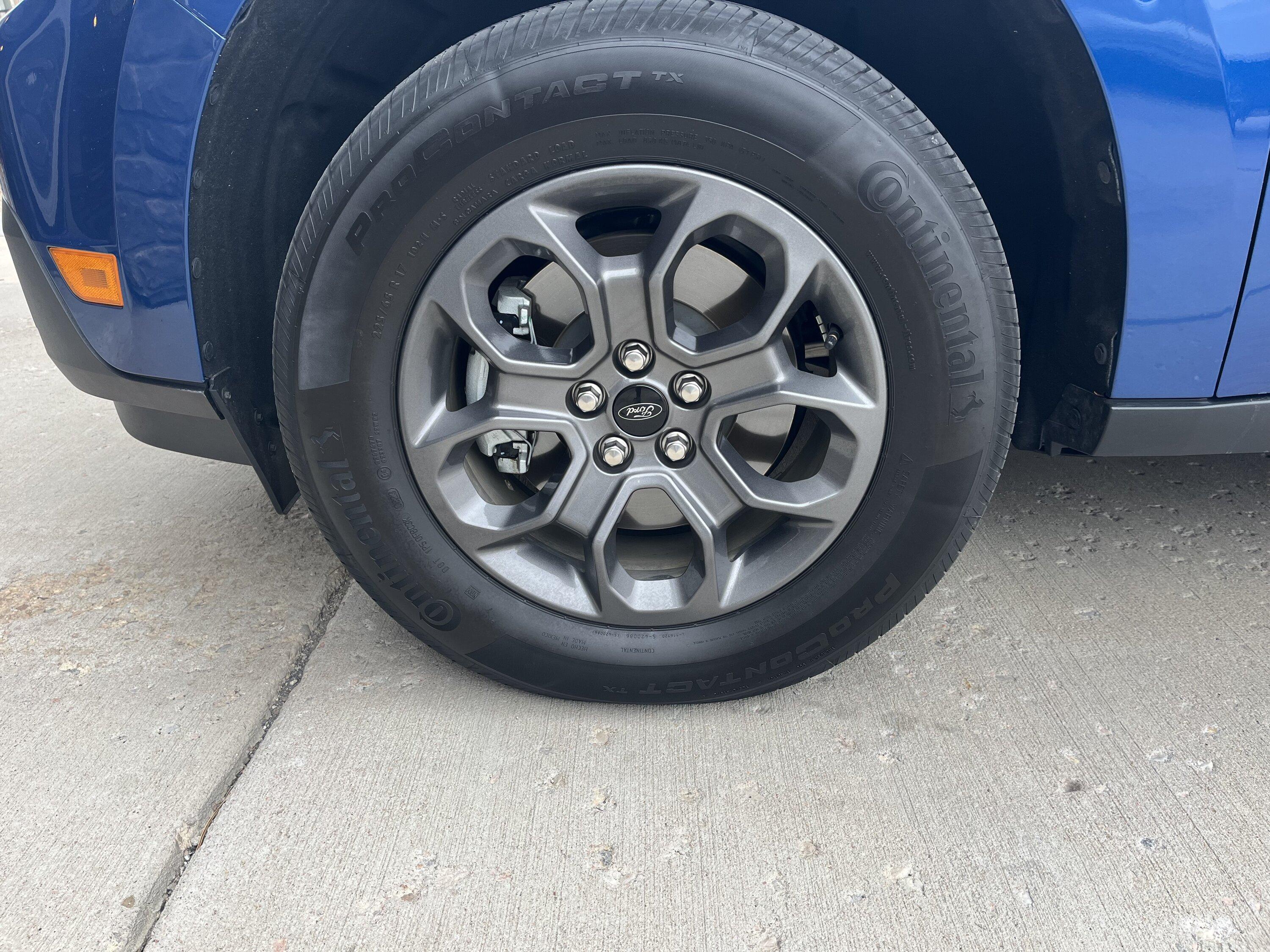 Ford Maverick XLT Tires, Wheels and TPMS Sensors IMG_7266