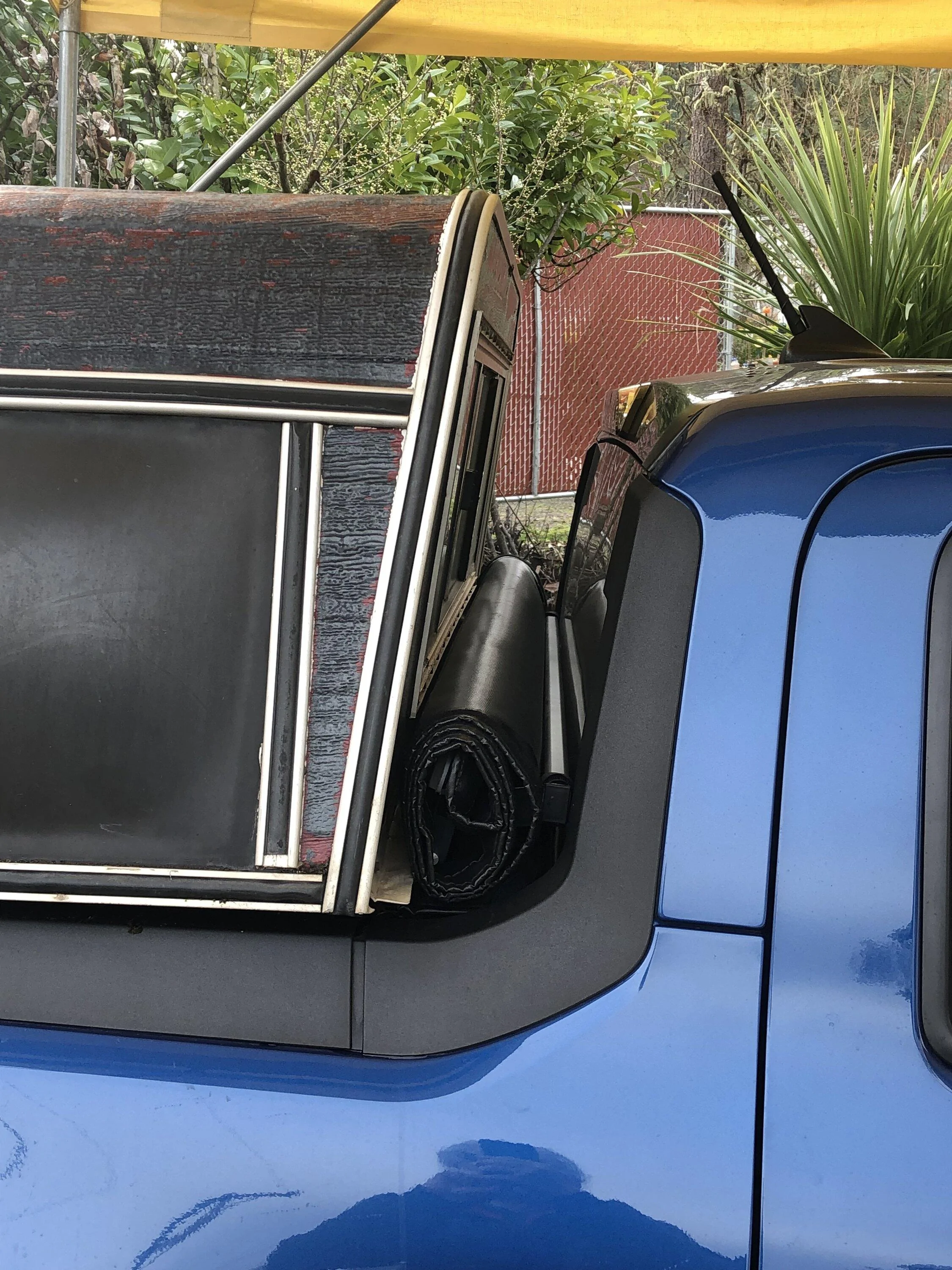 Ford Maverick 6’ camper shell onto 4.5’ bed IMG_0913