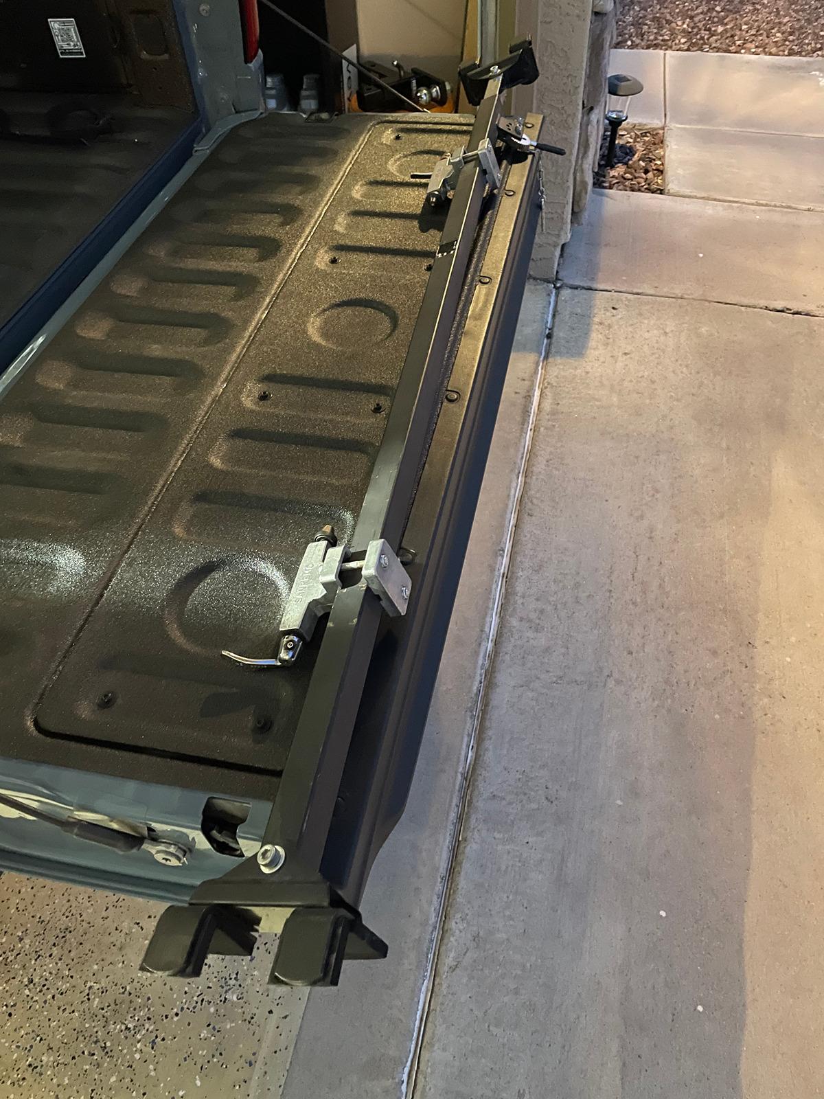 Ford Maverick Hello! bike rack 3